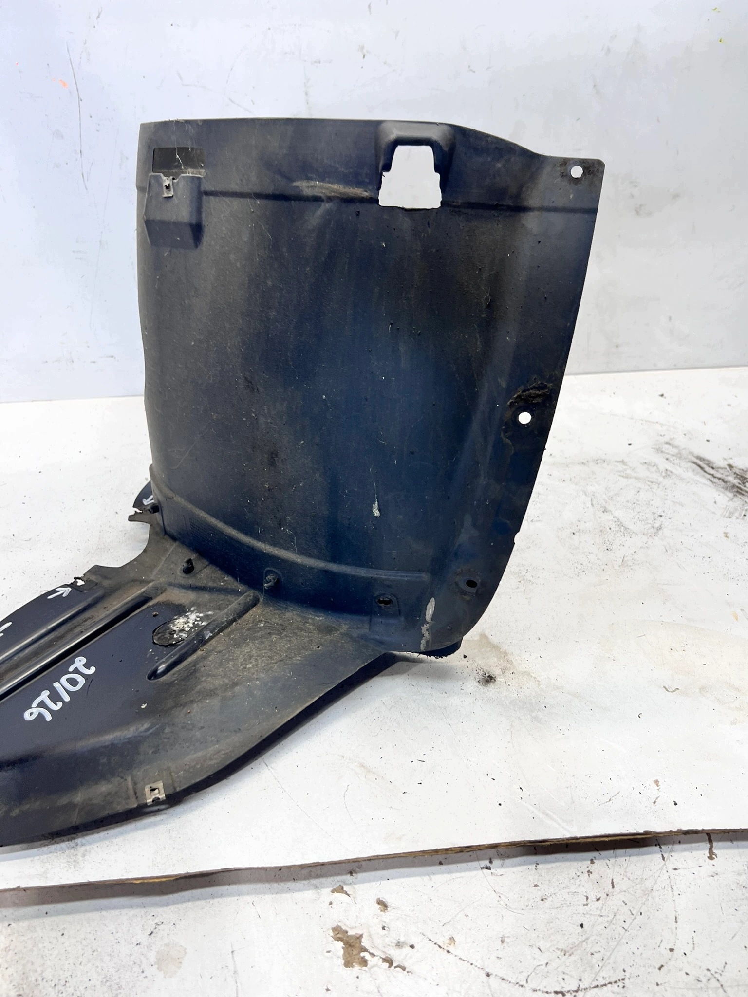 mudguard NOSEK left front AUDI A3 8P 8P0821191D 20/26