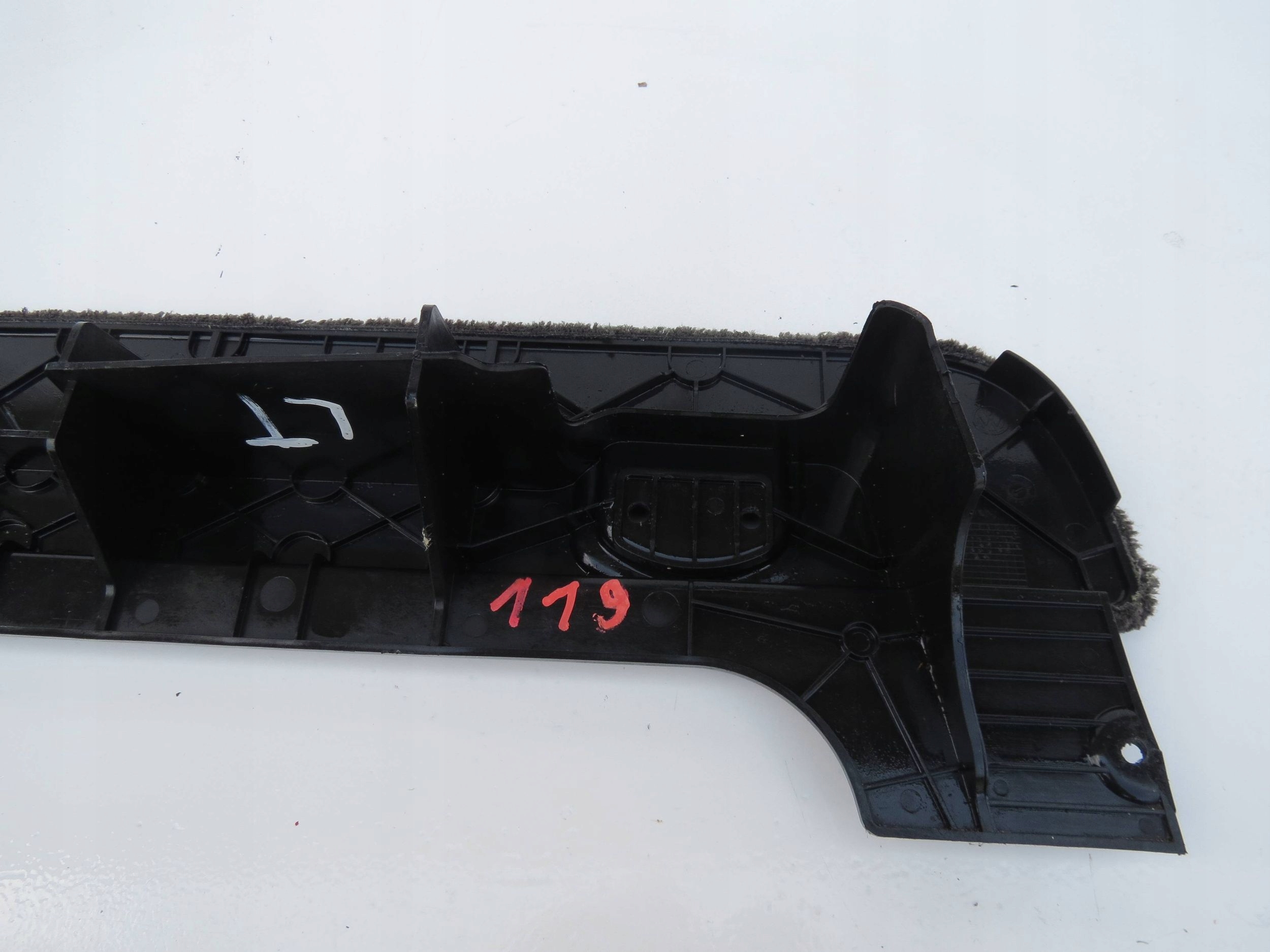 floor mats boot right left rear part PORSCHE CAYENNE 7L0863528F