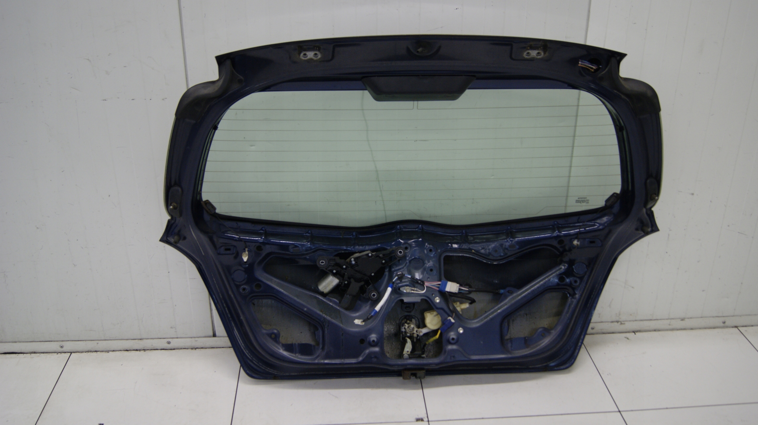boot doors rear part TOYOTA YARIS 2 8P4 2006