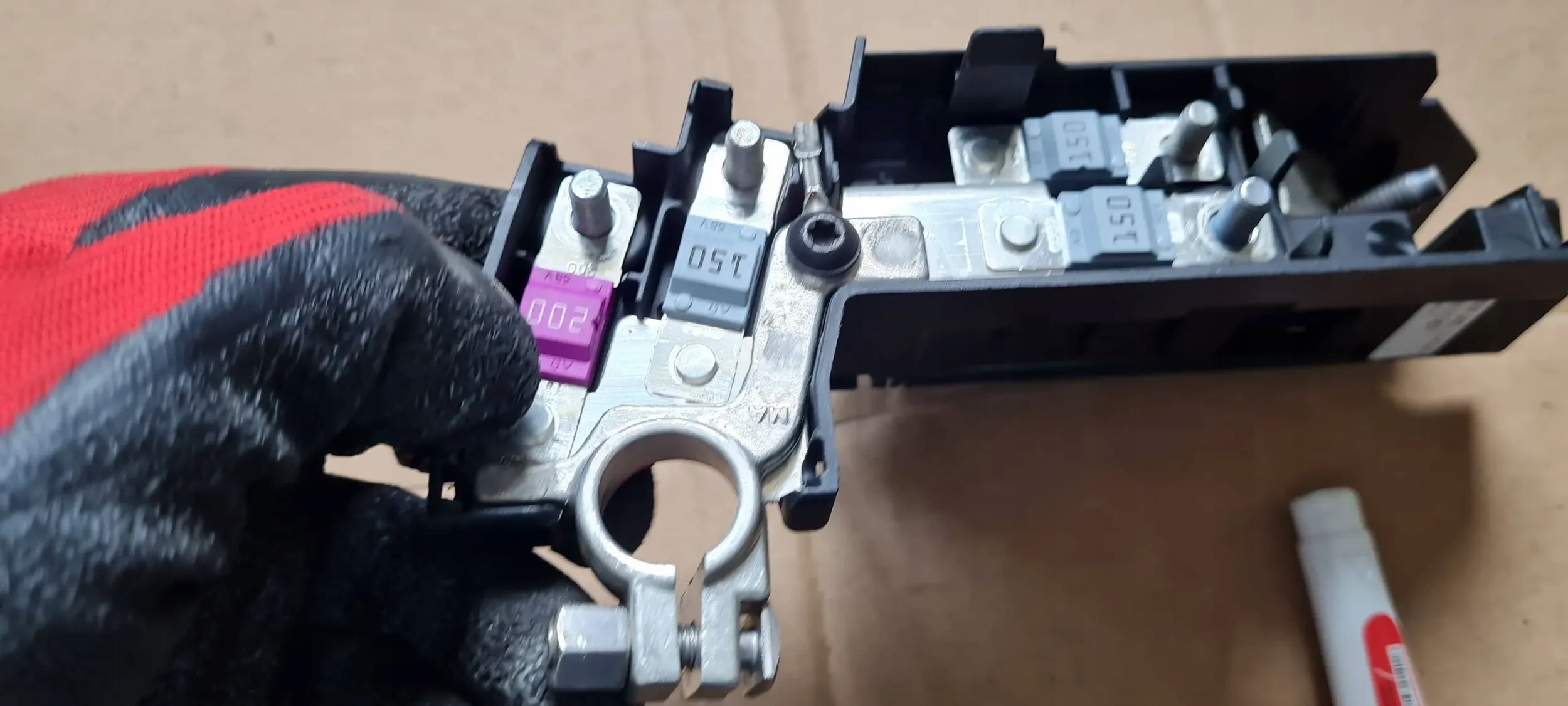 Q7 4M II terminal plus AKUMULATOROWA 8W0915459F A4 B9 8W A5