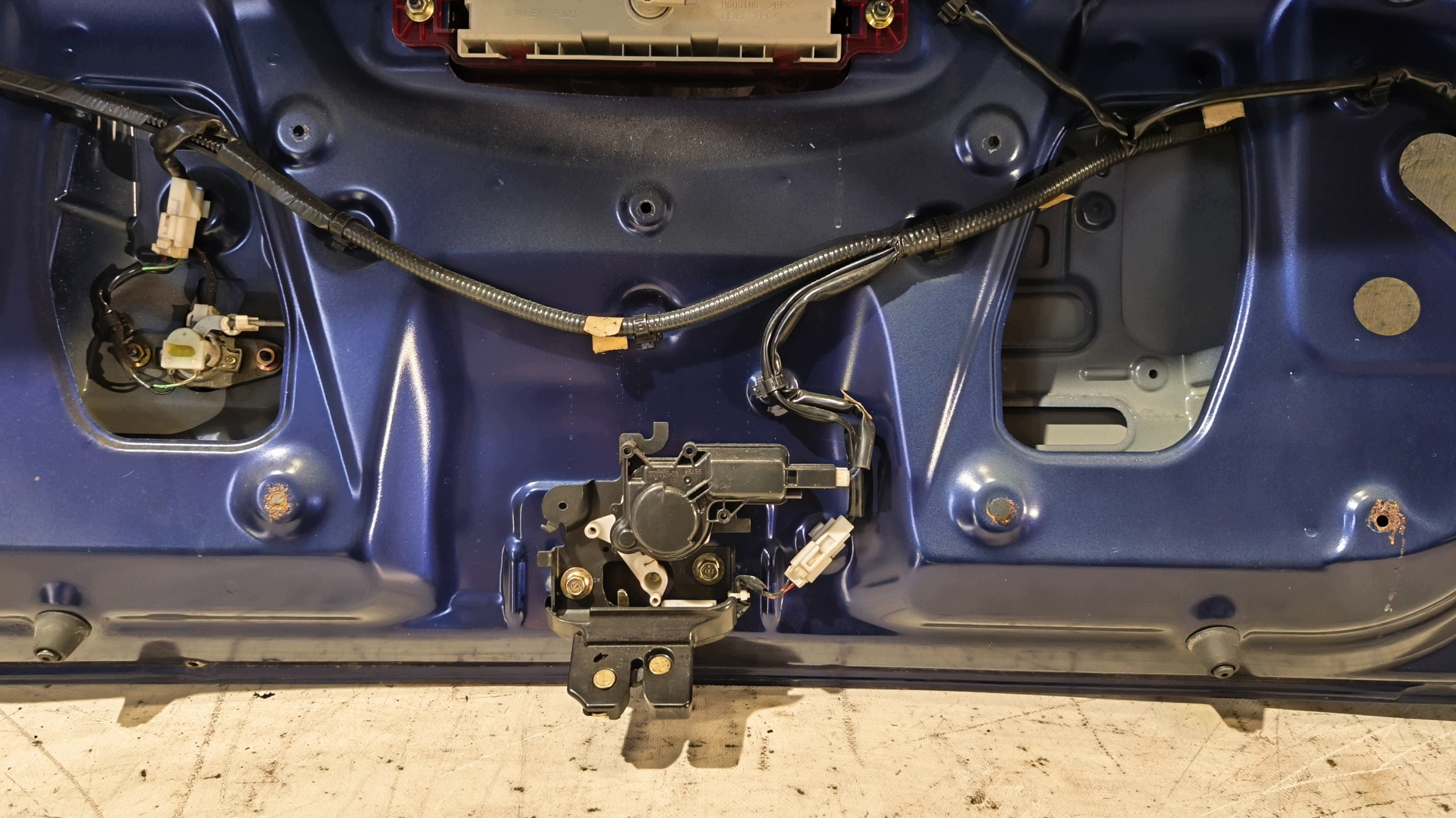 trunk door boot MAZDA 3 BK sedan 2004 r