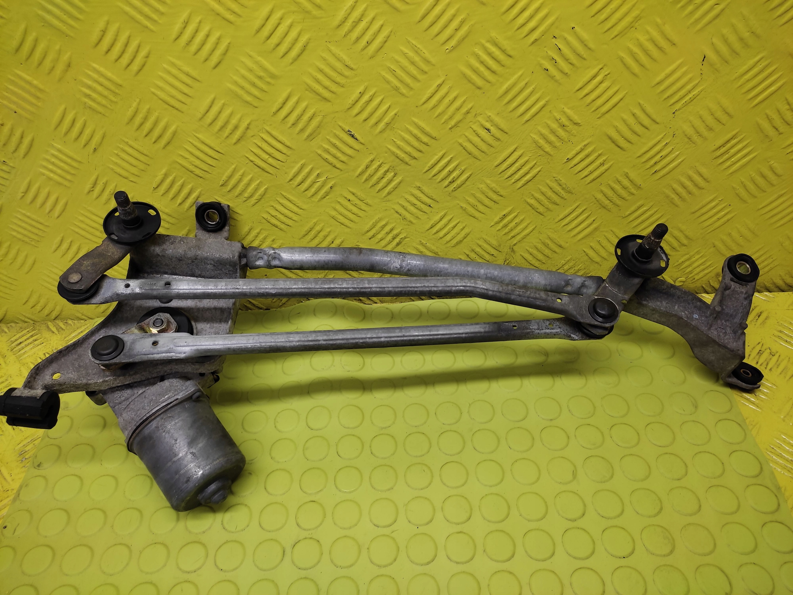 HONDA CIVIC VII wiper mechanism front VALEO