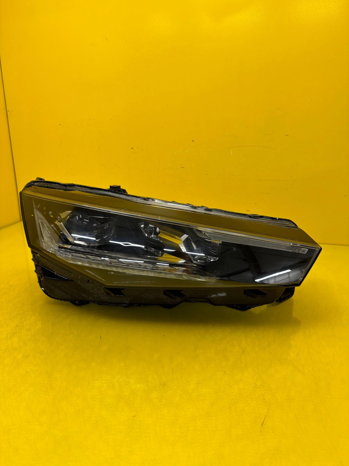 light right Skoda Scala Lift Full Led 655941016A