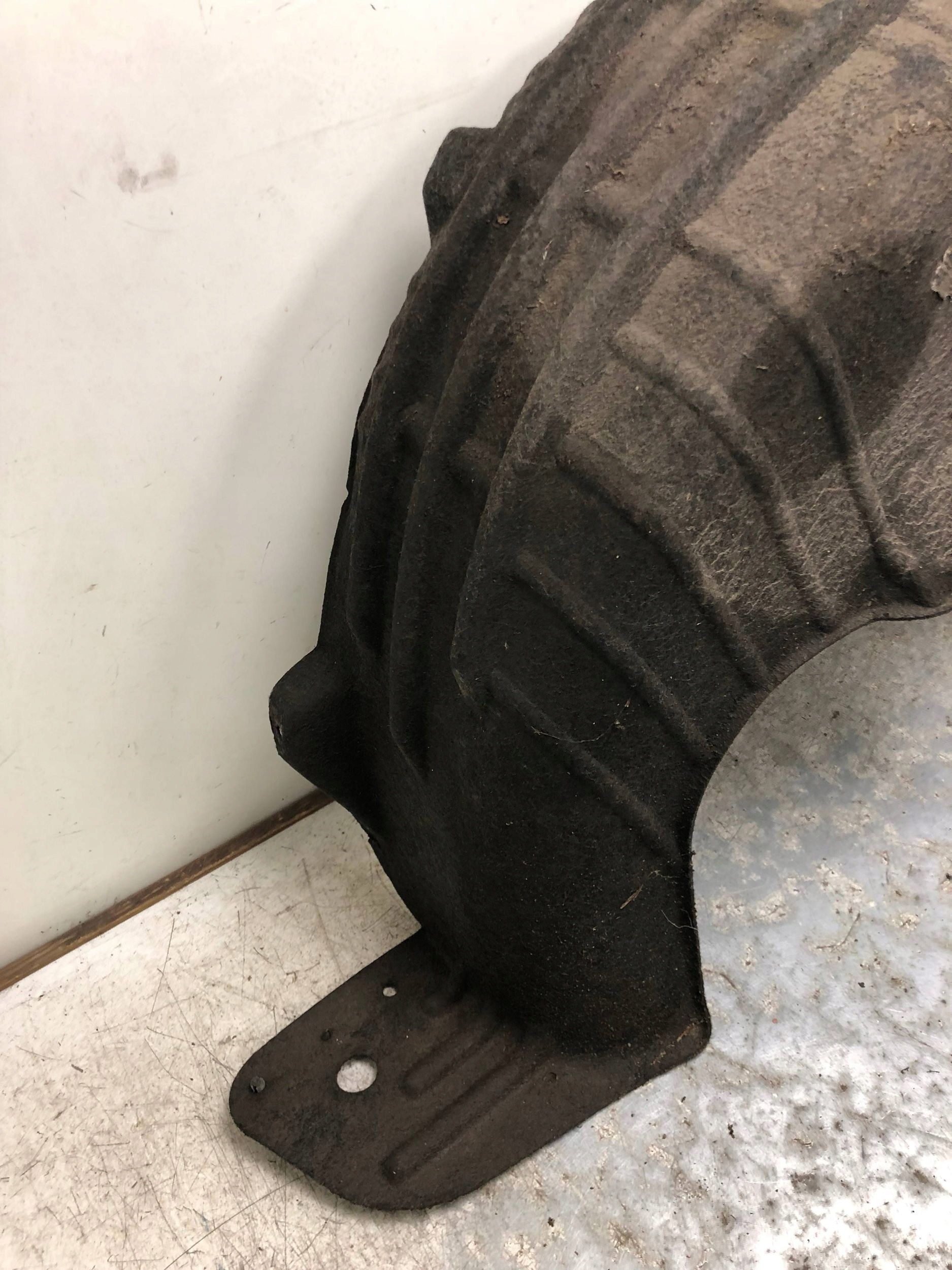 Radschale links heck FORD FOCUS MK4 KOMBI