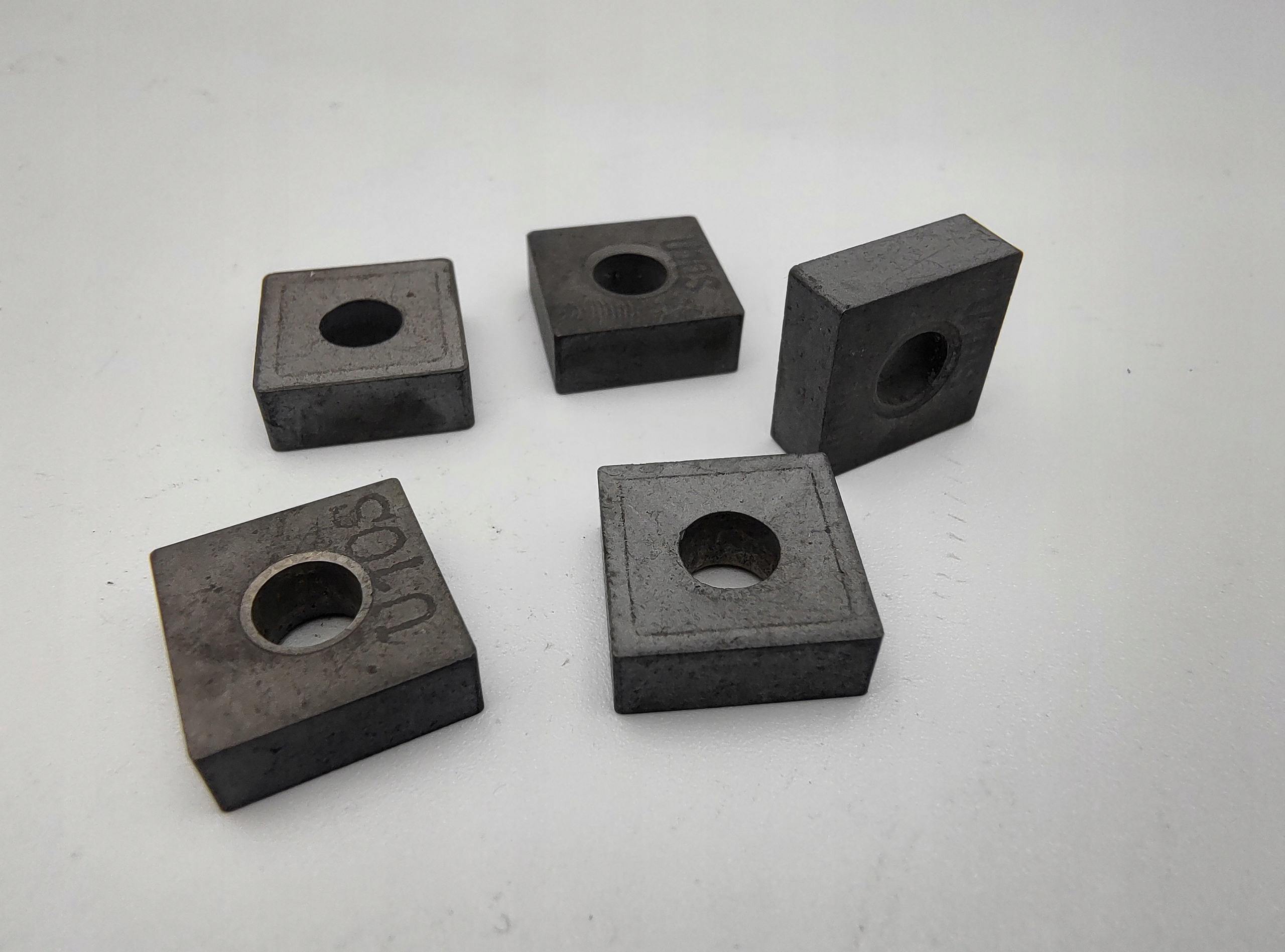 PŁYTKI WIELOOSTRZOWE SNMM 120404 / 08 BAILDONIT PAFANA LUZ