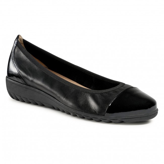 Černé kožené baleríny Caprice na silném spodním lemu, vel.