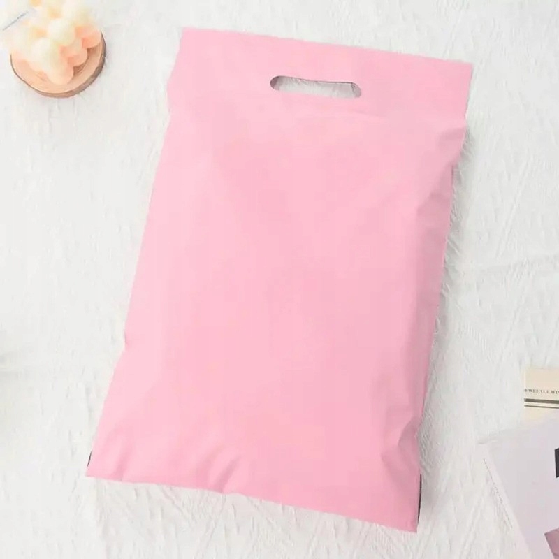 FOLIOPAKI KURIERSKIE Z RĄCZKĄ 400x500+70 różowe 50szt. Kolor różowy