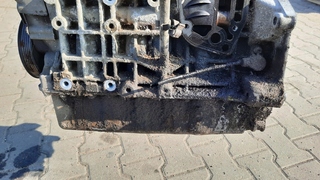 Двигатель akl 1.6 8V Audi A3 8L 101KM