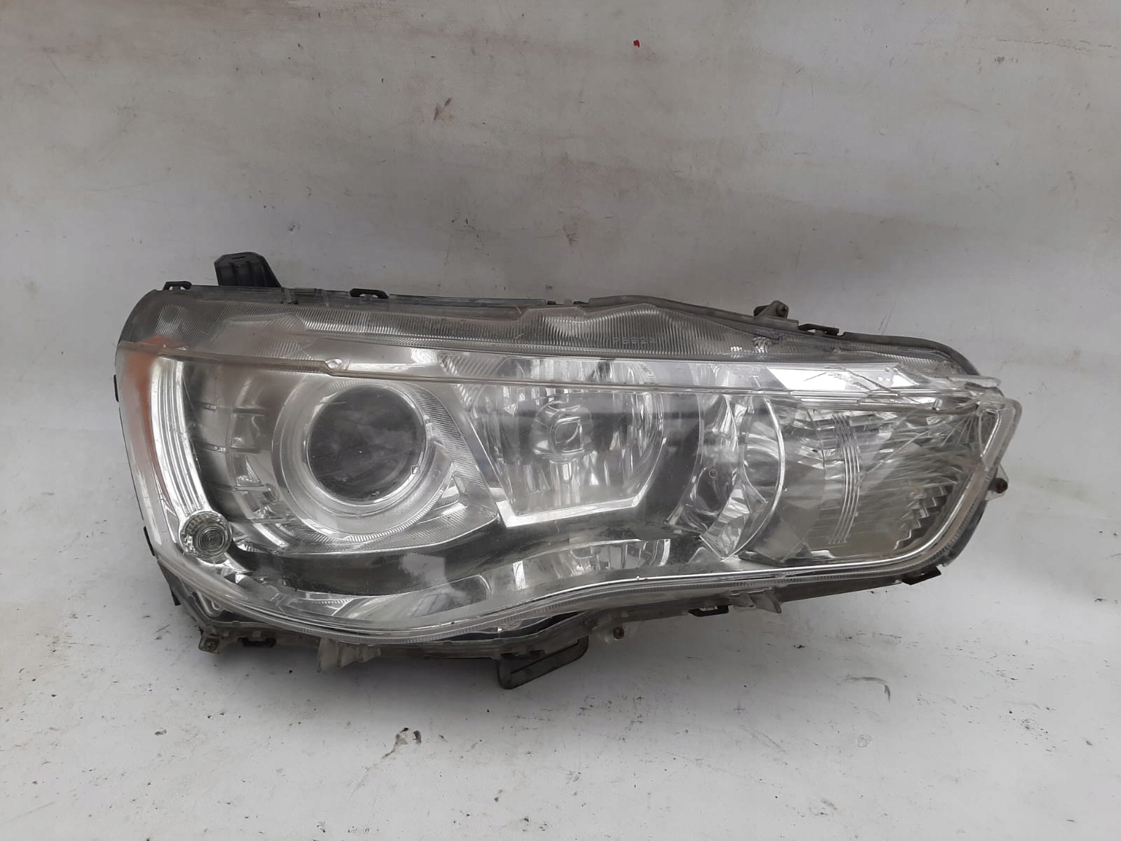 MITSUBISHI OUTLANDER II LIFT 10- light right front front XENON