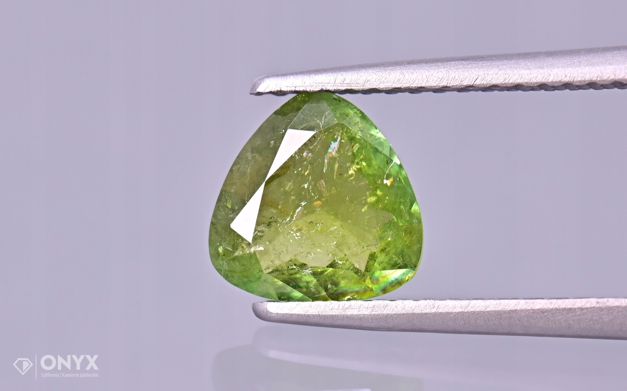 Turmalín fasetovaný trilion 7,5x7,5 mm