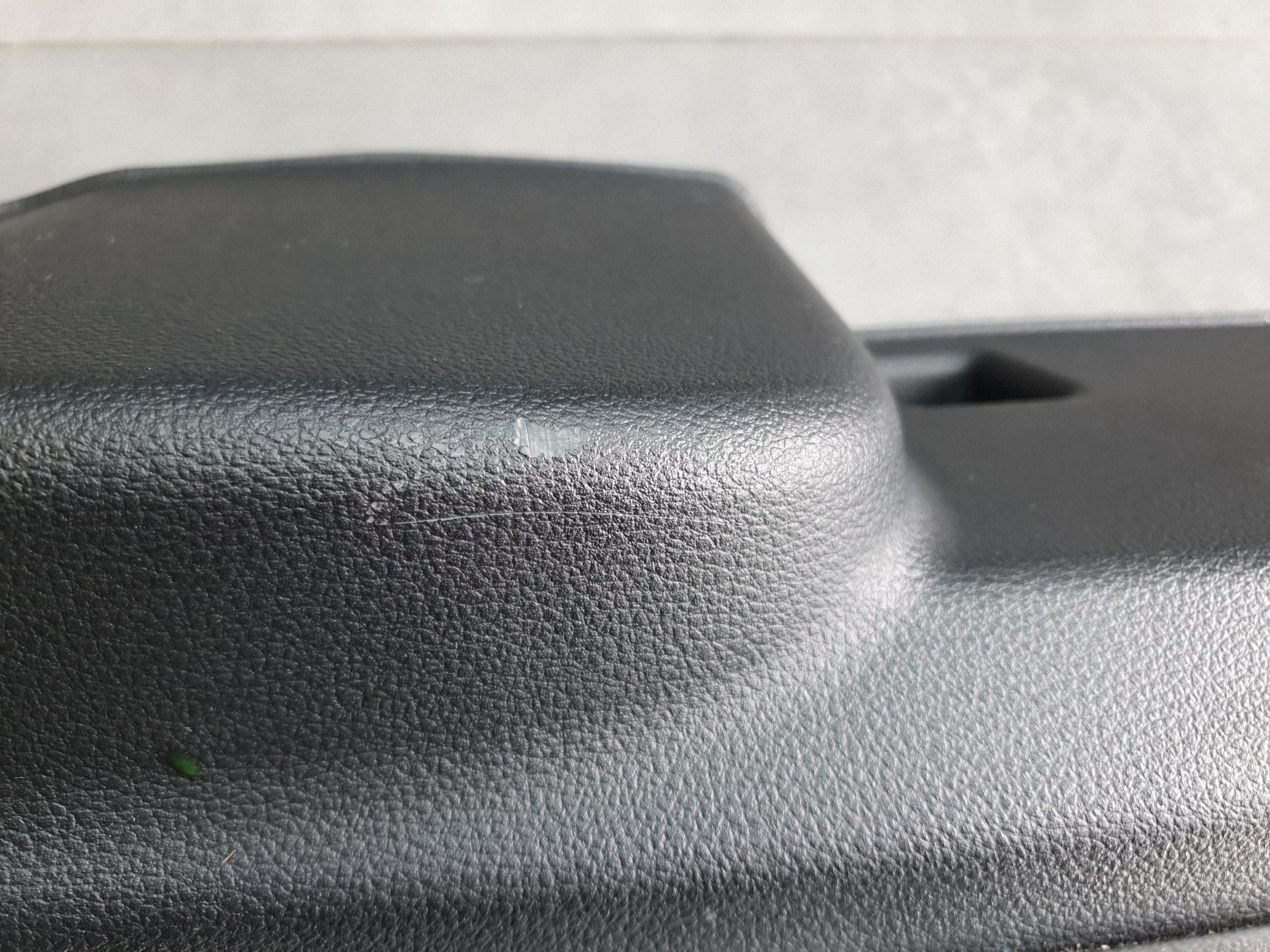 Audi Q7 4M cap of the threshold boot 4M0864483B