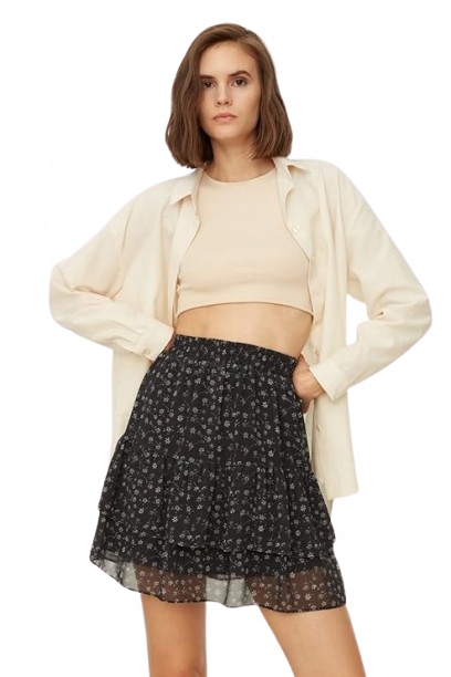 Trendyol Černá Rozšířená Sukně S Květinovým Potiskem 40 J2A