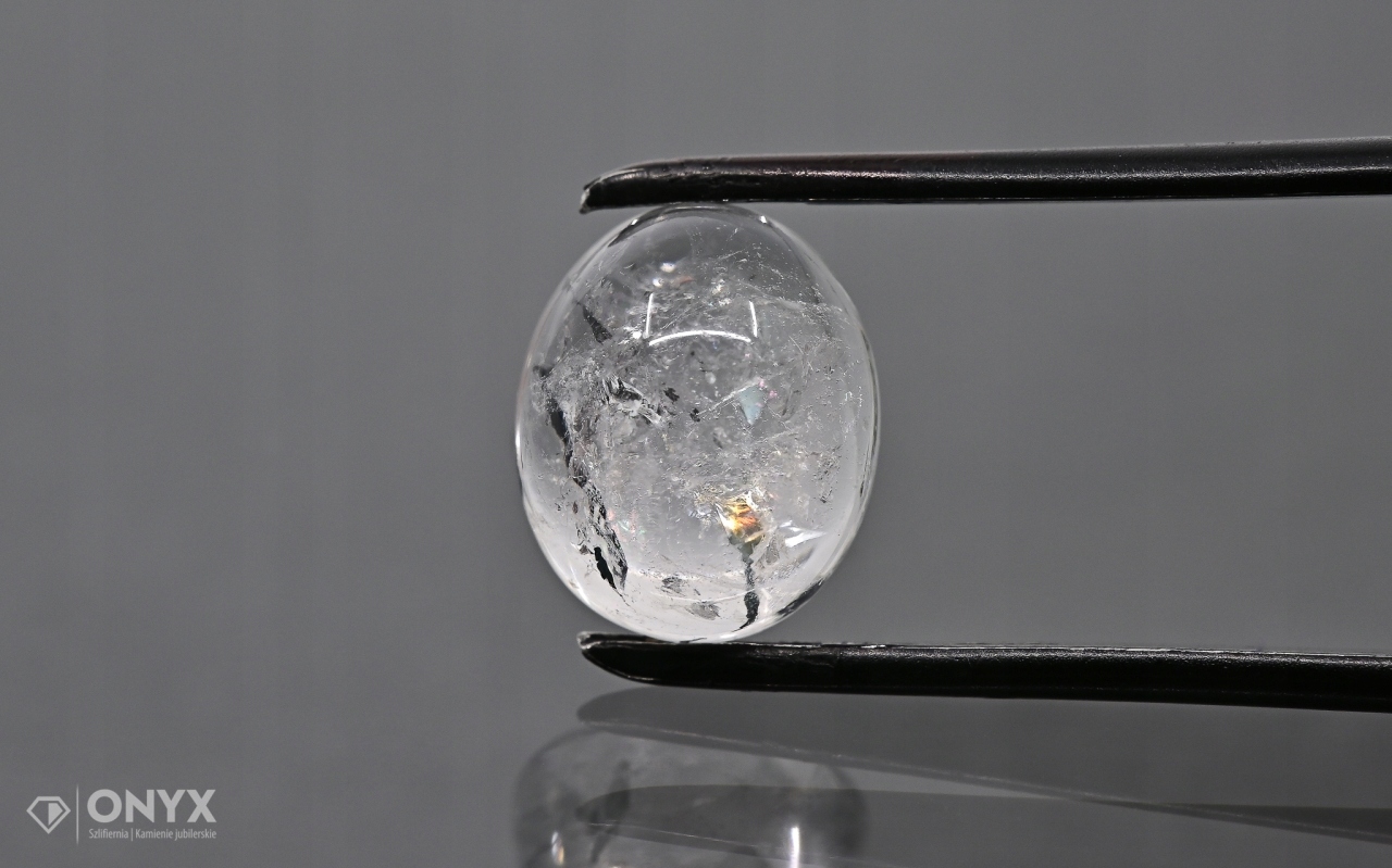 Jahodový křemen kabošon ovál 12x10 mm