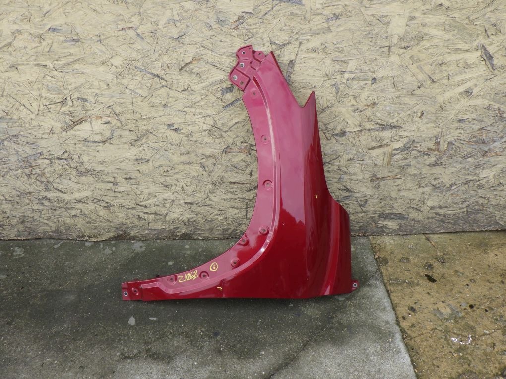 TOYOTA COROLLA CROSS XG10 21- fender left front