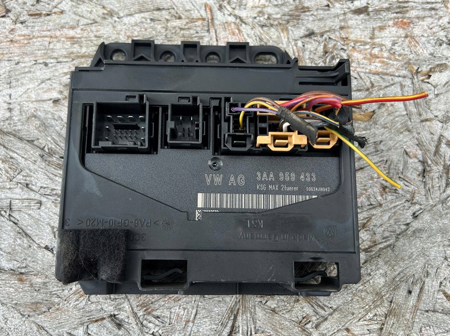 module control unit KOMFORTU VW PASSAT B7 10-14 3AA959433