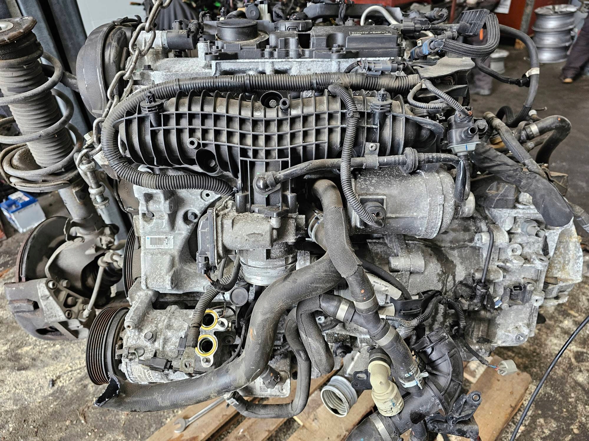 engine complete 2.0 B4204T37 152KM VOLVO V40 II CROSS COUNTRY