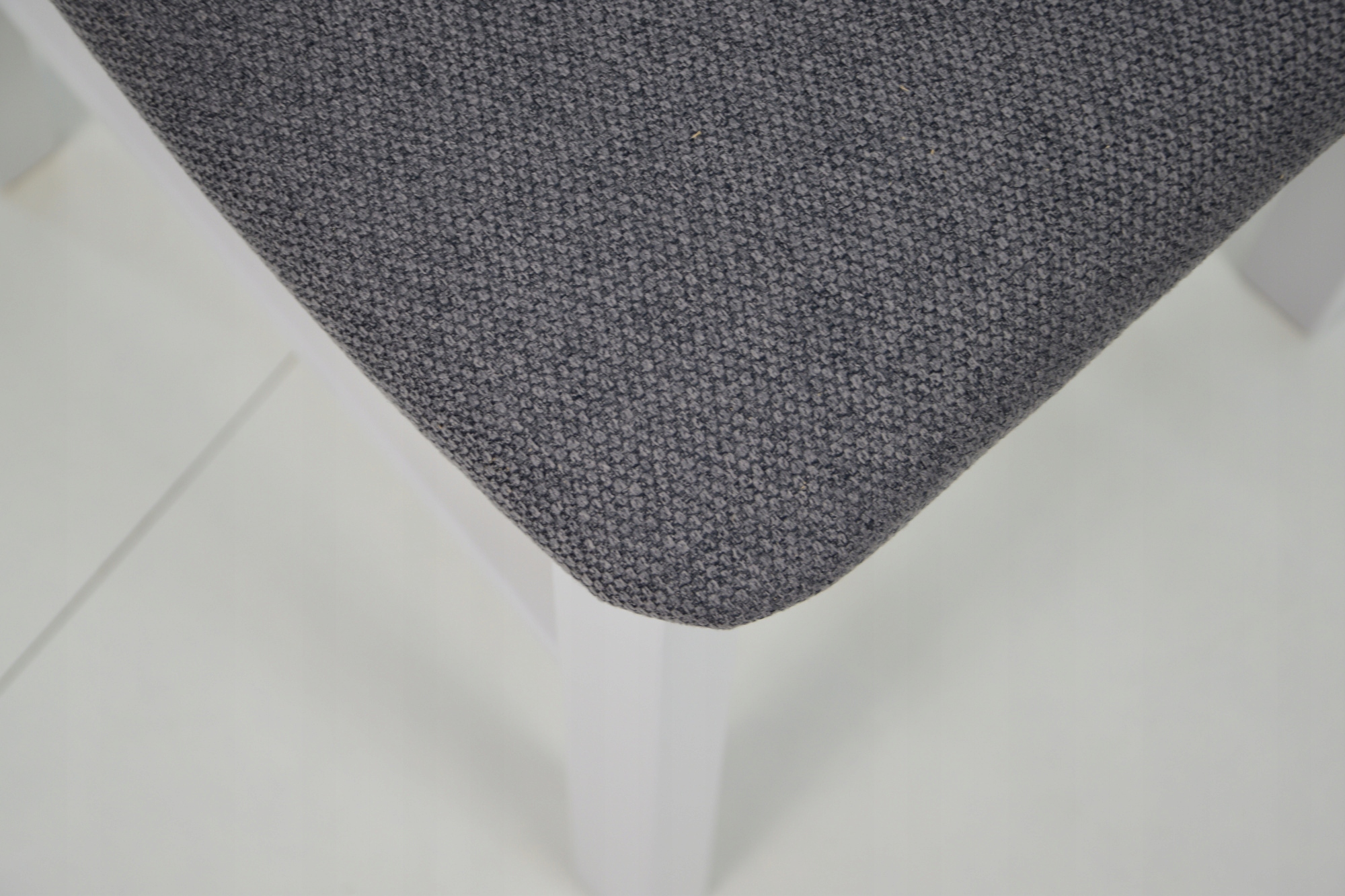 Komplet 6 krzeseł i stół 80x120/160 cm do kuchni Kolor korpusu krzesła biały