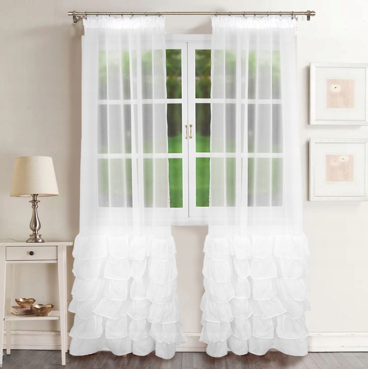 FIRANA ZDOBIONA FALBANAMI DŁUGA TAŚMA I TUNEL Wzór klasyczny