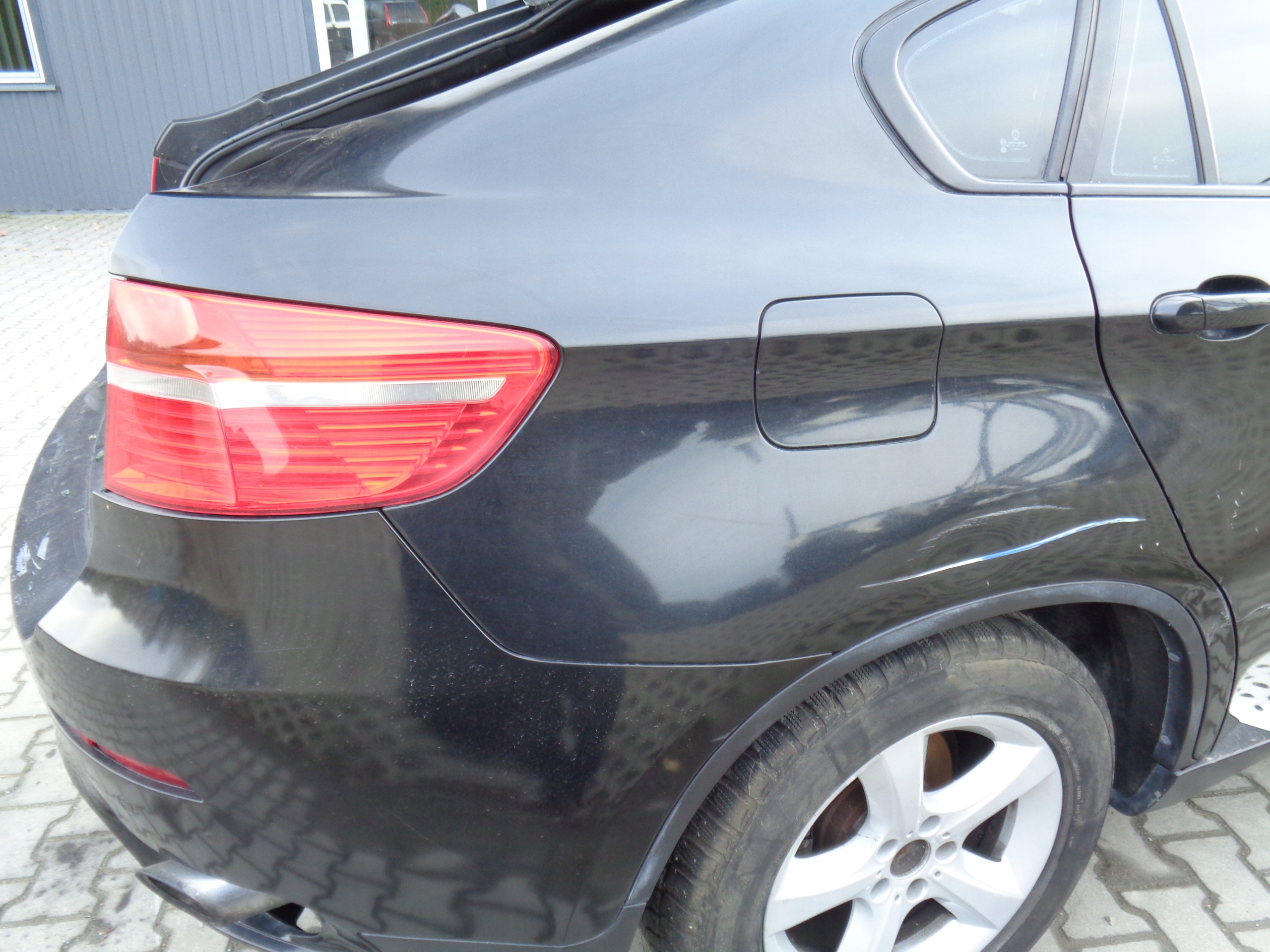 BMW X6 E71 PARAFANGO LONGHERONE DESTRO POSTERIORE POSTERIORE 07-14R