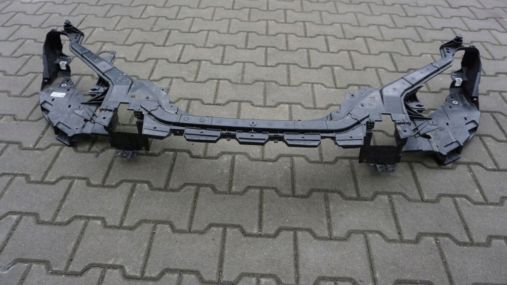 VOLVO V40 CC - support panel for radiators pillar iron