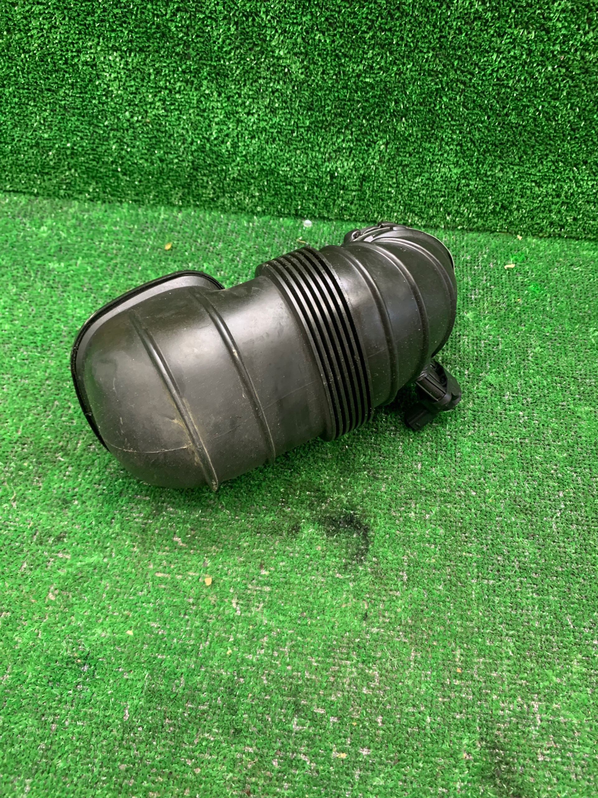 MERCEDES W204 2.2 CDI hose pipe air A6510900437