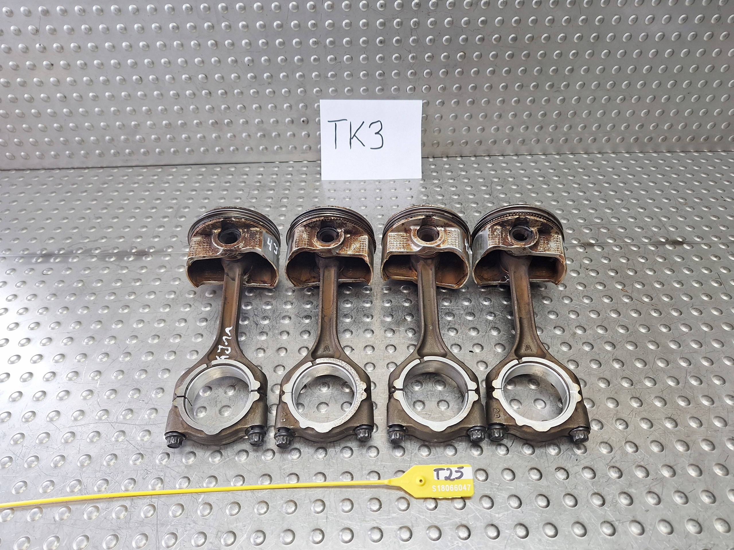 piston connecting rod MITSUBISHI ASX OUTLANDER III 2.0 16V 4J11