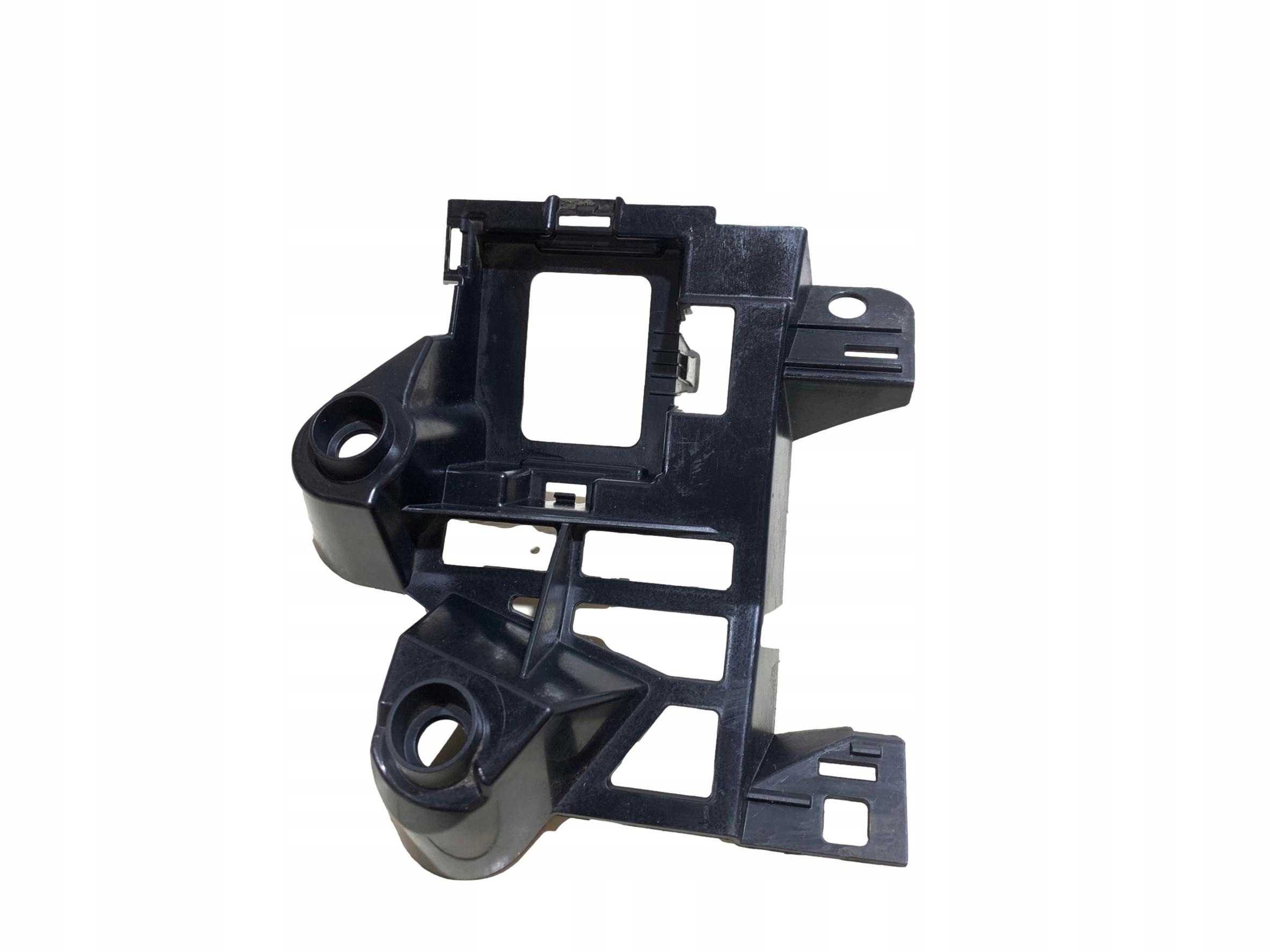 A1778212400 - Крепеж MERCEDES W177 1778212400