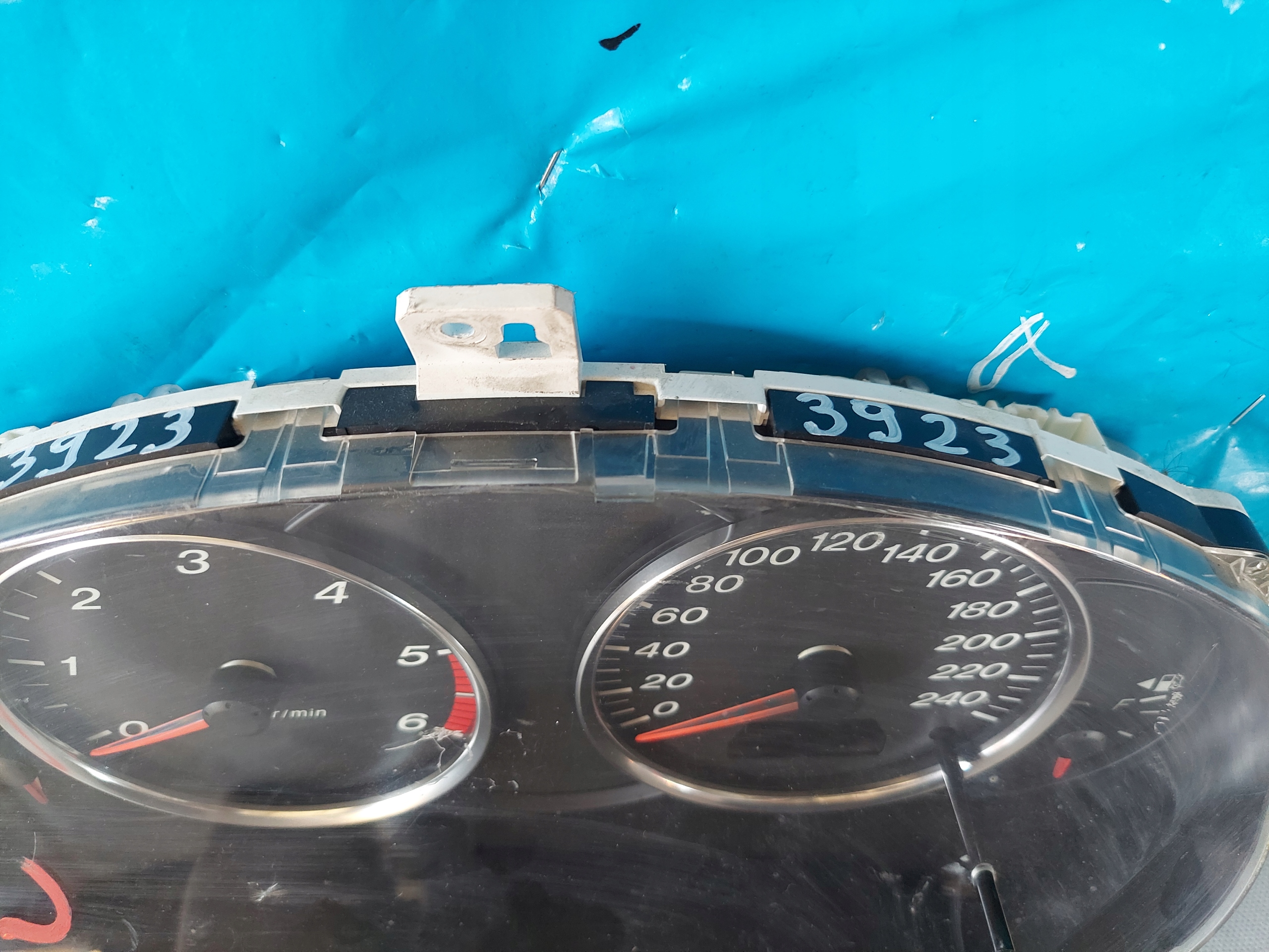 dials clock MAZDA 6 GY 2.0 TD GJ6W