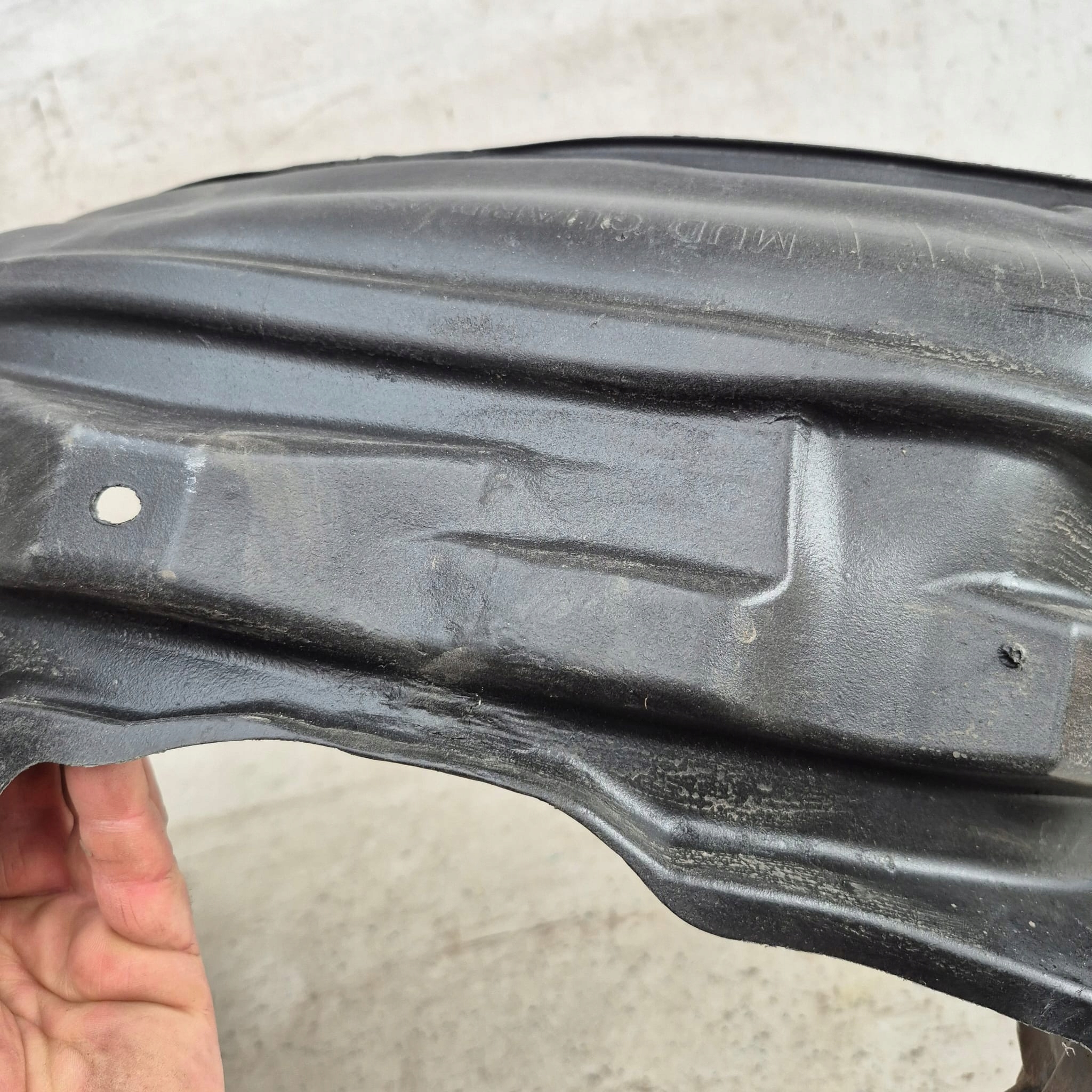 SUBARU FORESTER V 5 18-24 mudguard front front right