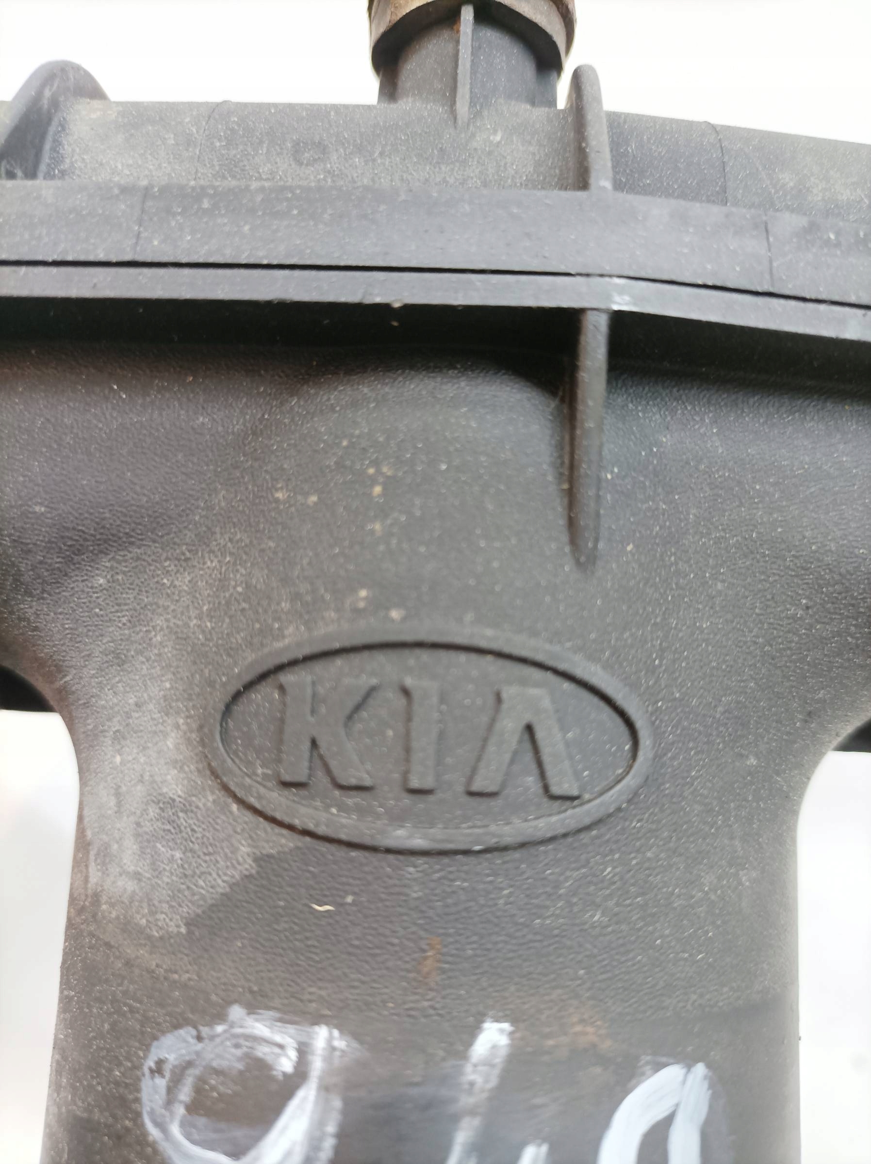 intake manifold 2.7 D Kia K2700 II (1997 – 2004)