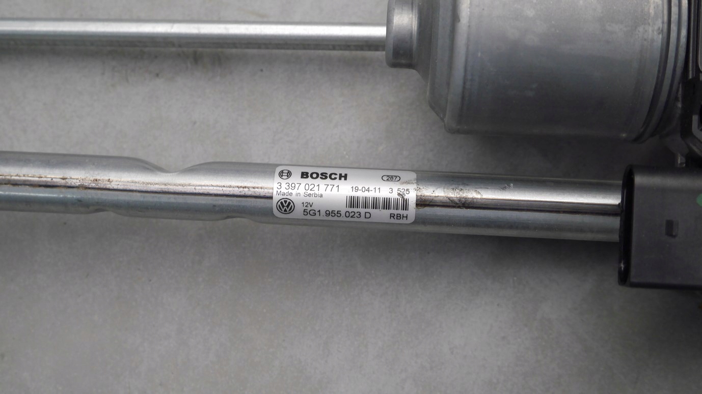 MECHANIZM WYCIERACZEK VW GOLF VII 5G1955023D Producent części Volkswagen OE