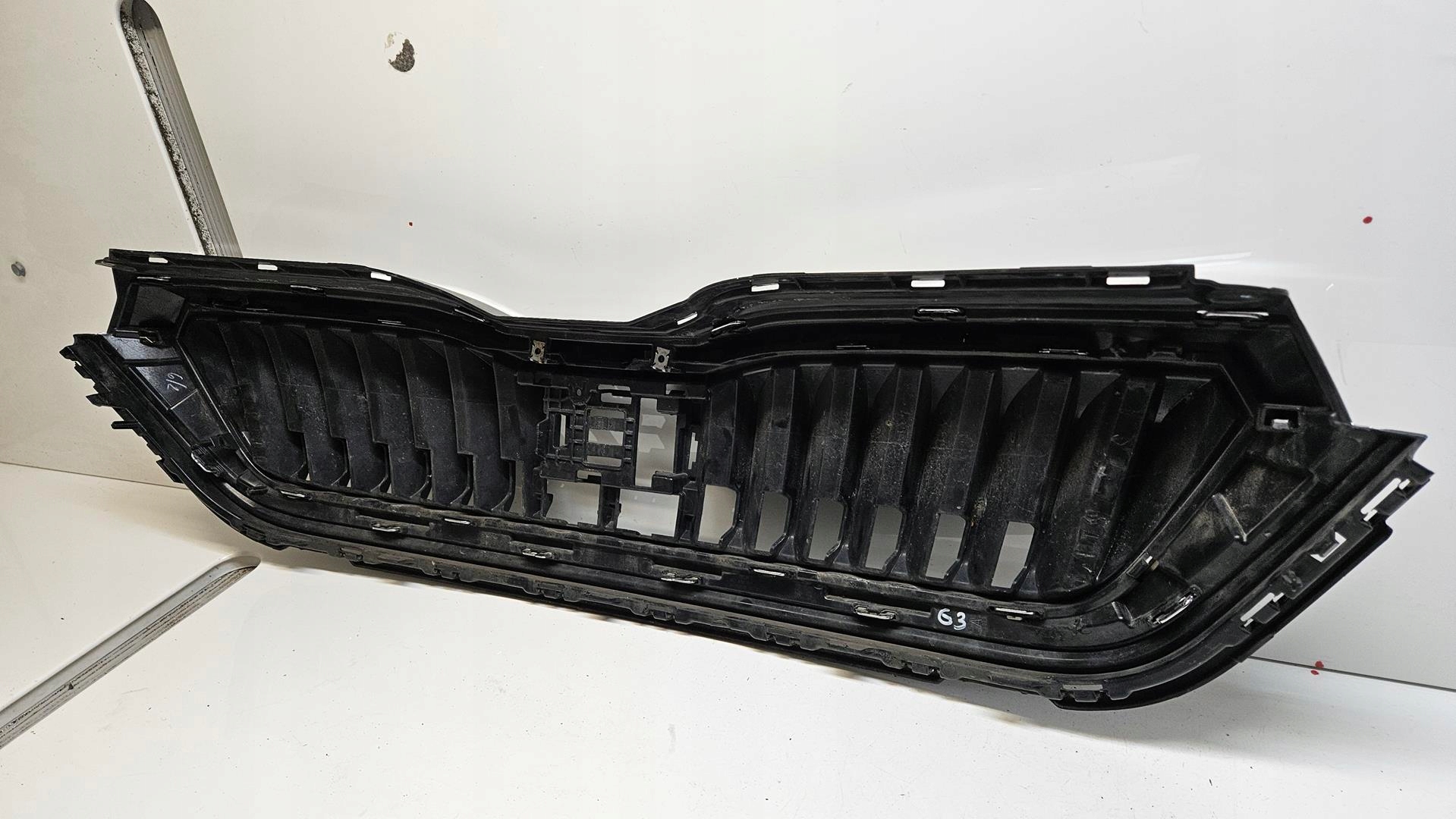 Skoda Scala 657 Kühlergrill FRONTGRILL Kühlergitter 657853653AK - Thumbnail 6