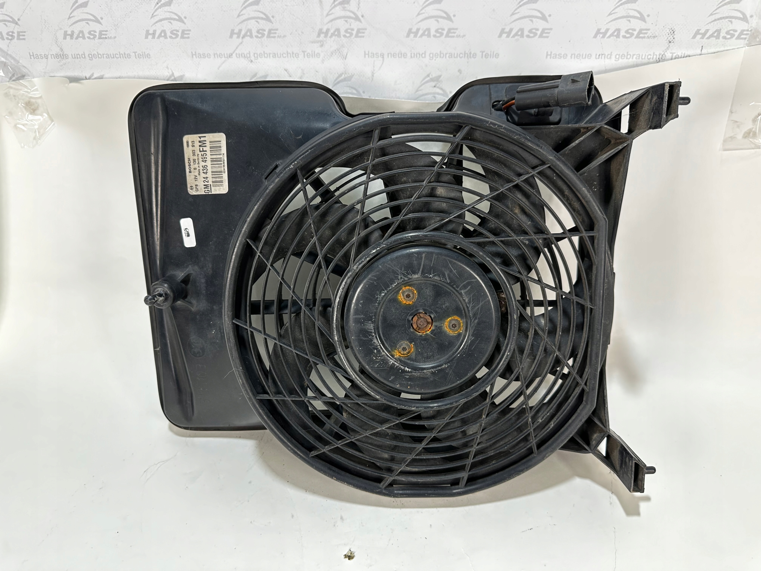 Opel Omega B C 2.2 wentylator chłodnicy 0130303913