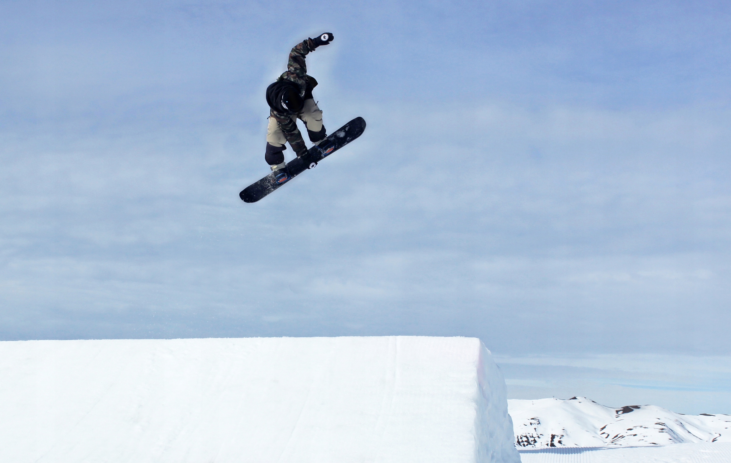 Snowboard RAVEN Pure Black 157cm + wiązania FT360 Lemon Profil Rocker