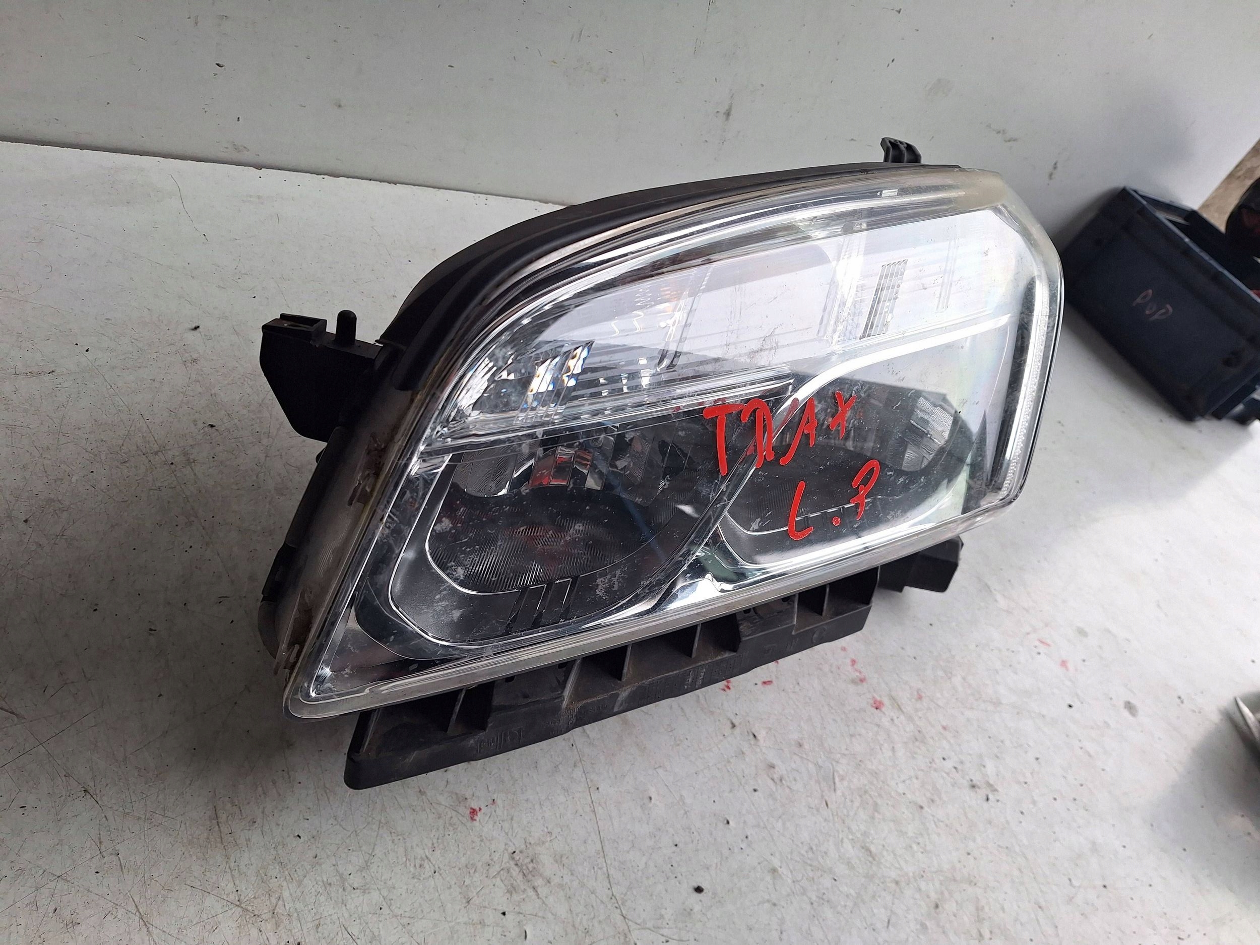 CHEVROLET TRAX 12-16 light left UK-ANGLIK