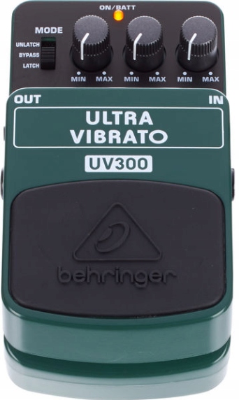 Efekt gitarowy Behringer UV300 Ultra Vibrato Marka Behringer