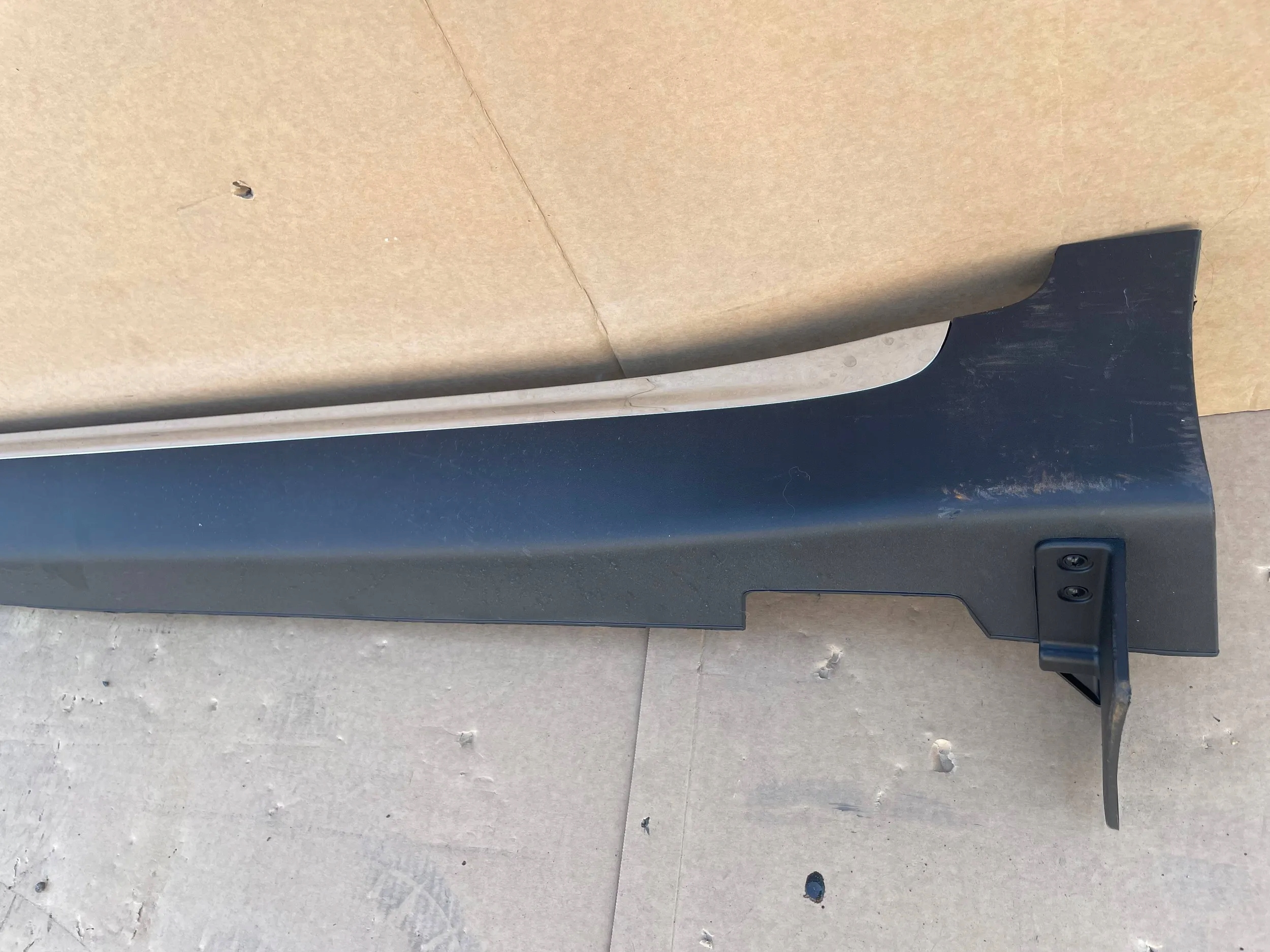 KIA SPORTAGE IV LISTWA PROGOWA LEWA NOWA OEM Kolor czarny