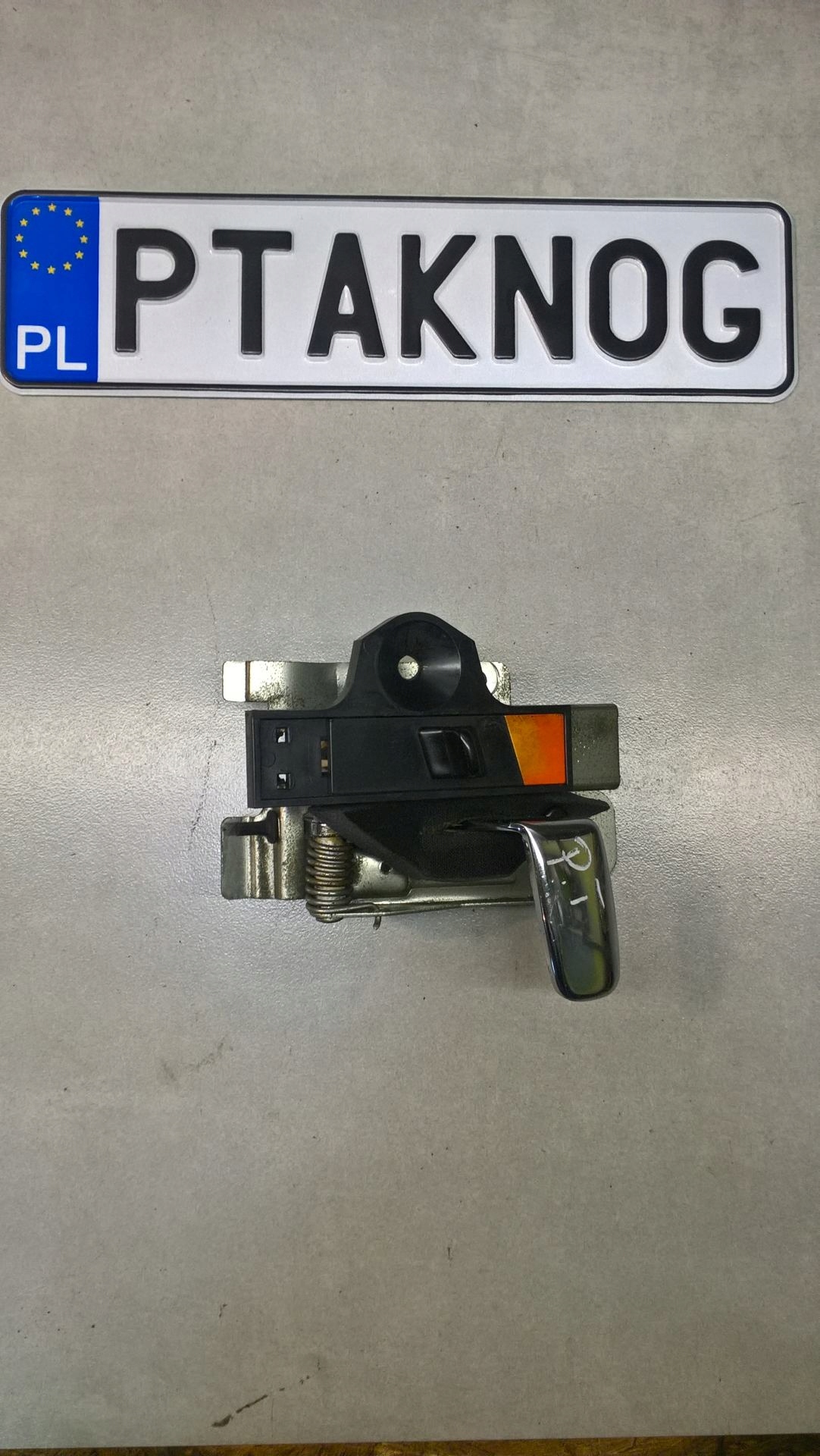 handle inner right rear part JEEP GRAND CHEROKEE and