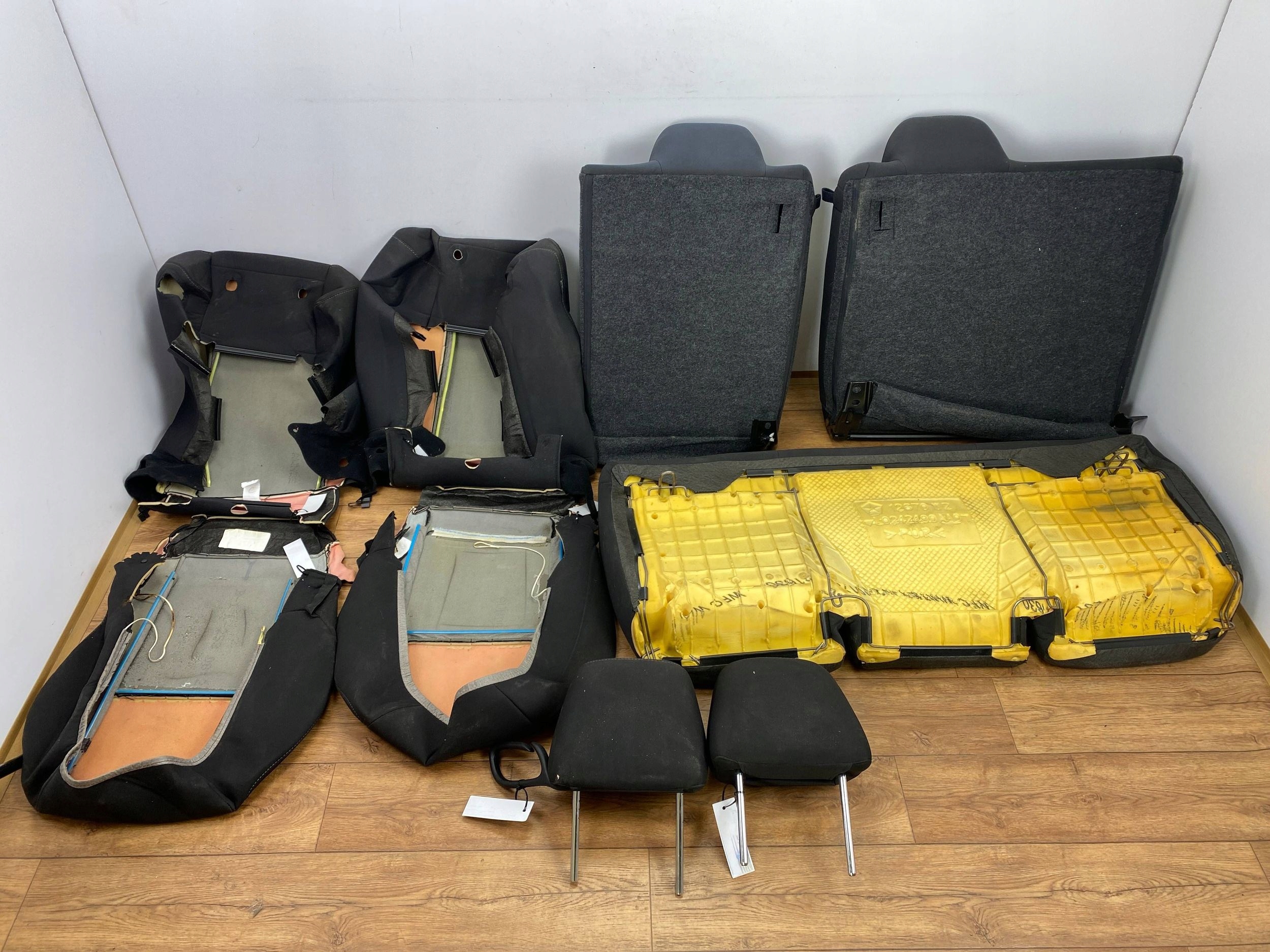 upholstery side seats Dodge Challenger 2015+