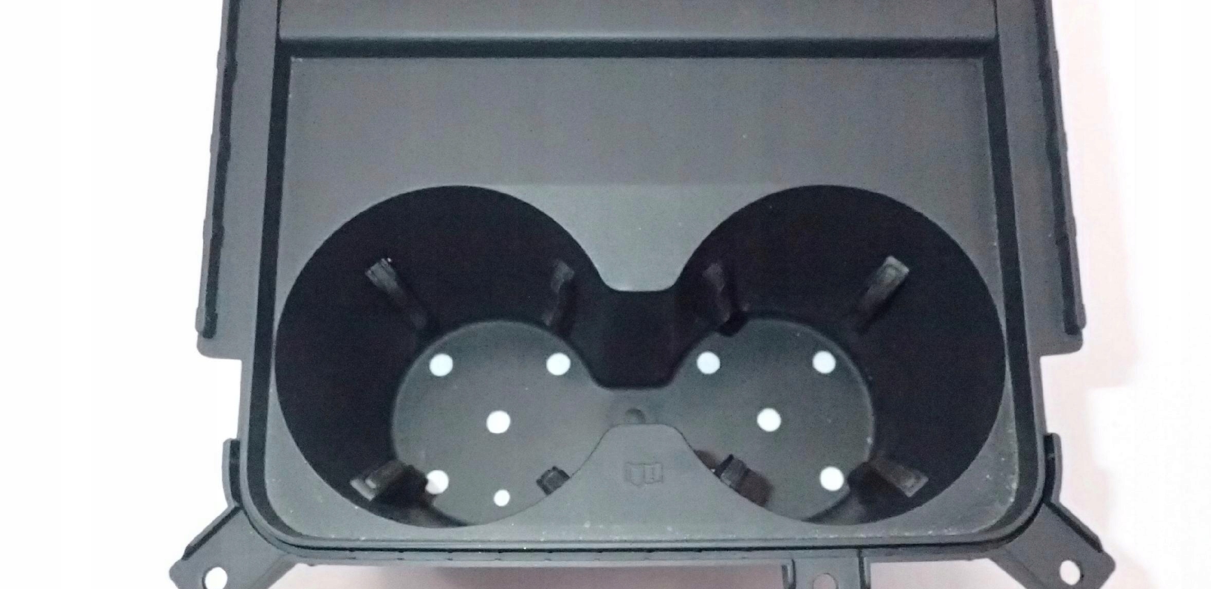 вклад бардачок консоль Audi Q5 SQ5 80A FY 80A864981