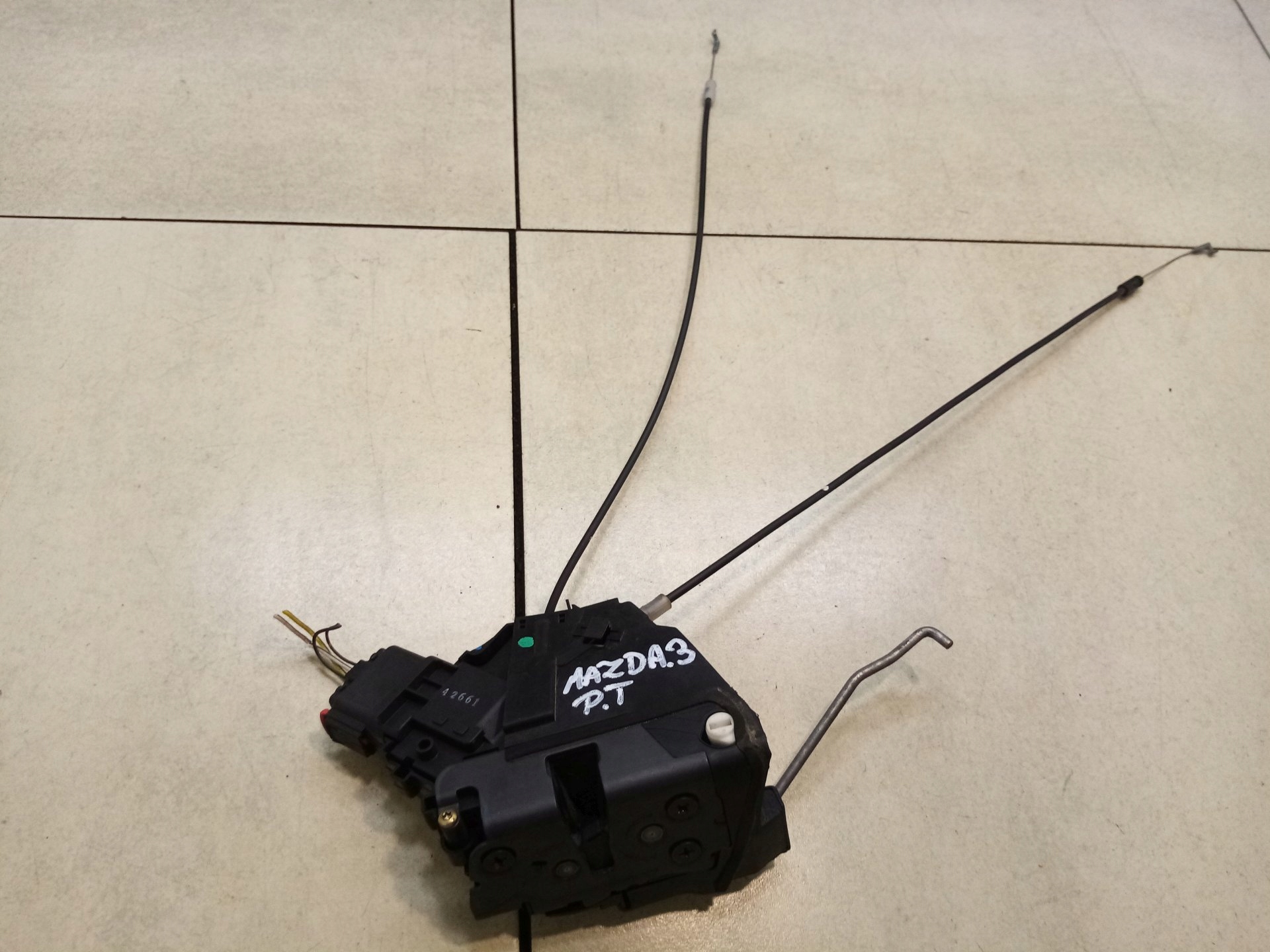 lock door right rear part MAZDA 3 1.6 TDCI