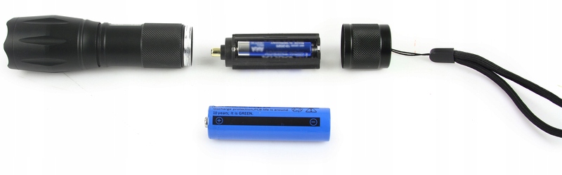 MOCNA LATARKA TAKTYCZNA ZOOM XML-T6 DUŻY ZASIĘG Kolor dominujący czarny