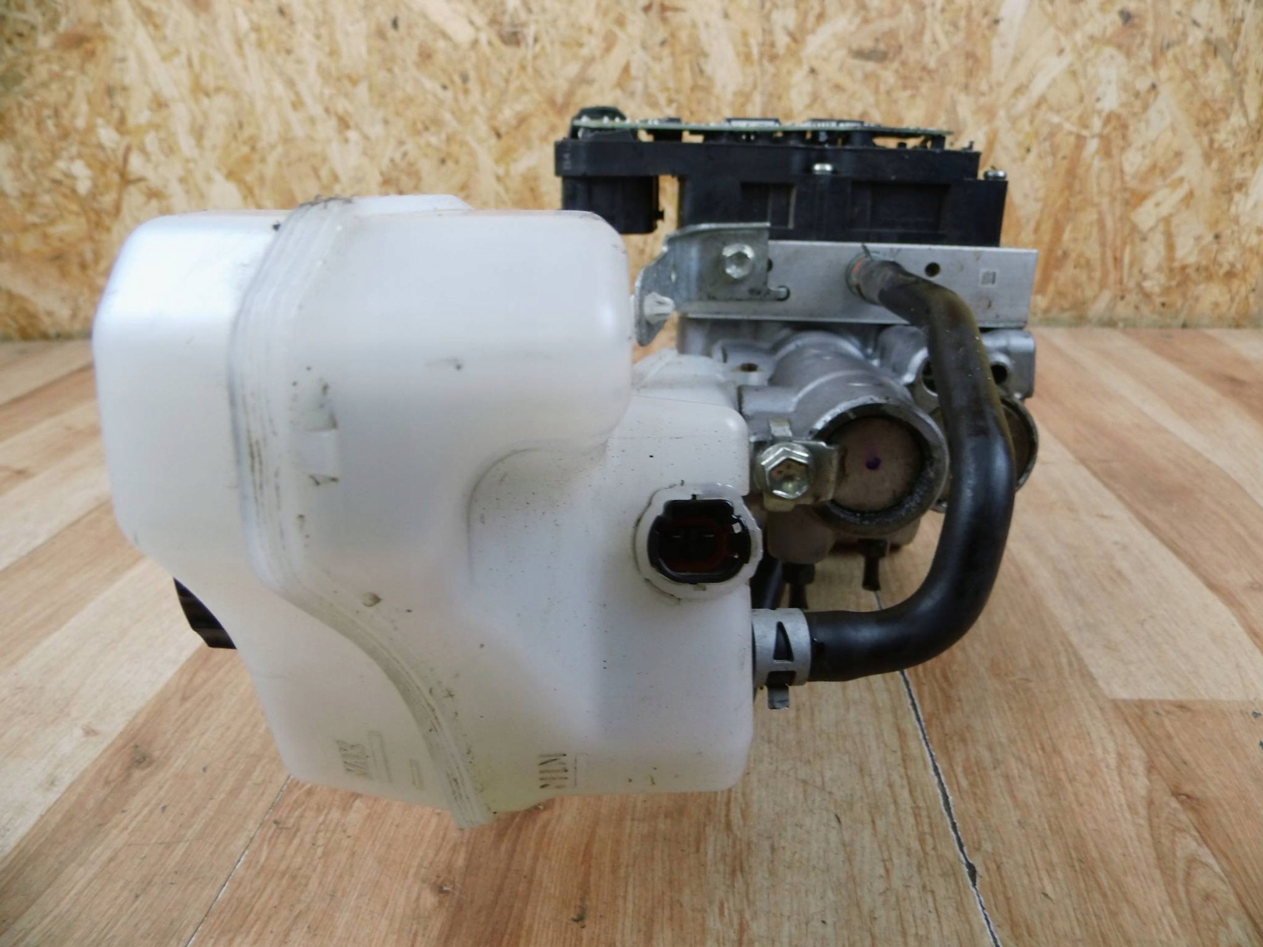 Toyota Corolla XII E21 E210 Servofreno booster 47210-12500 4721012500