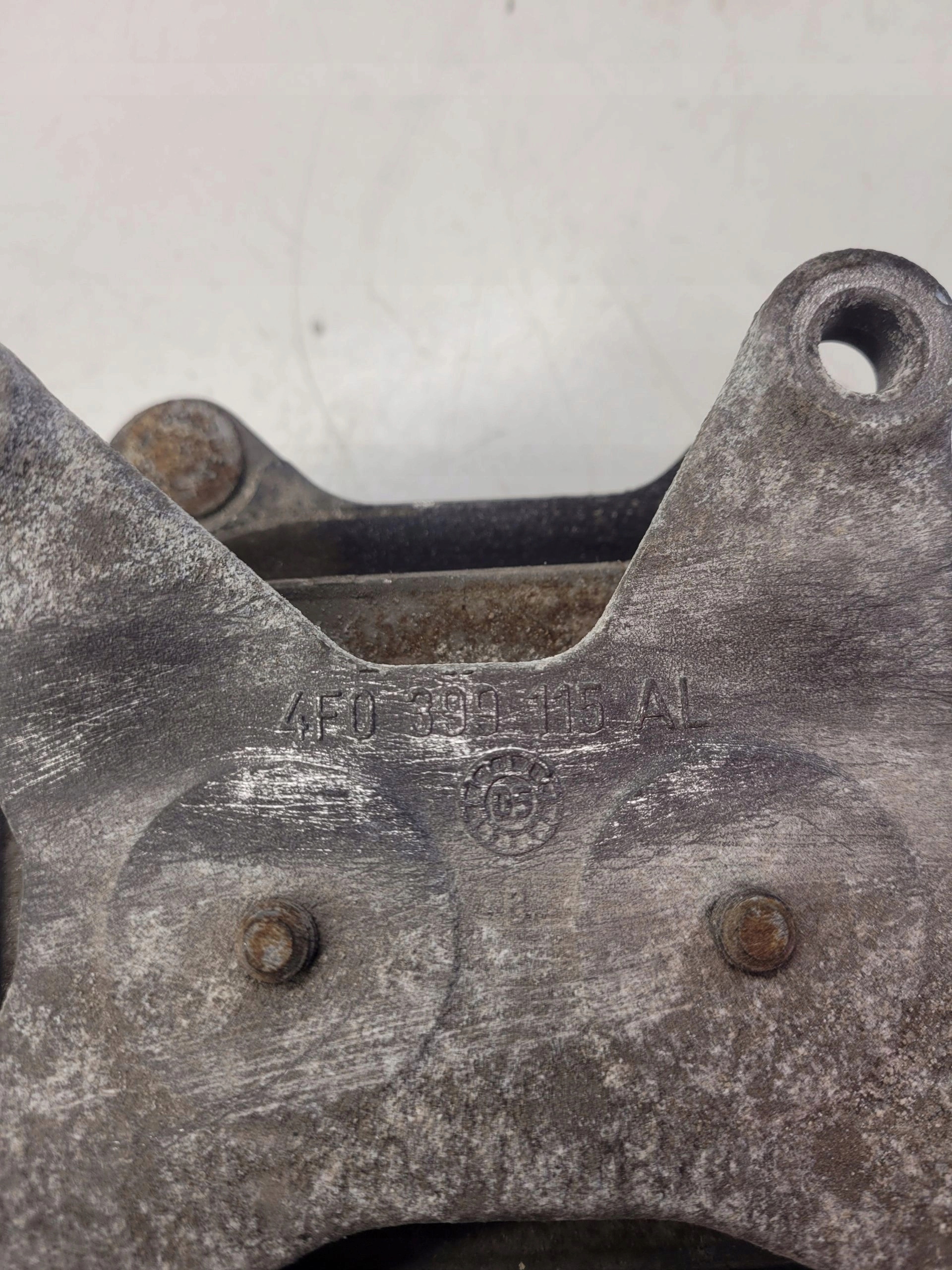 holder gearbox mounting AUDI A6 C6 4F0399115AL
