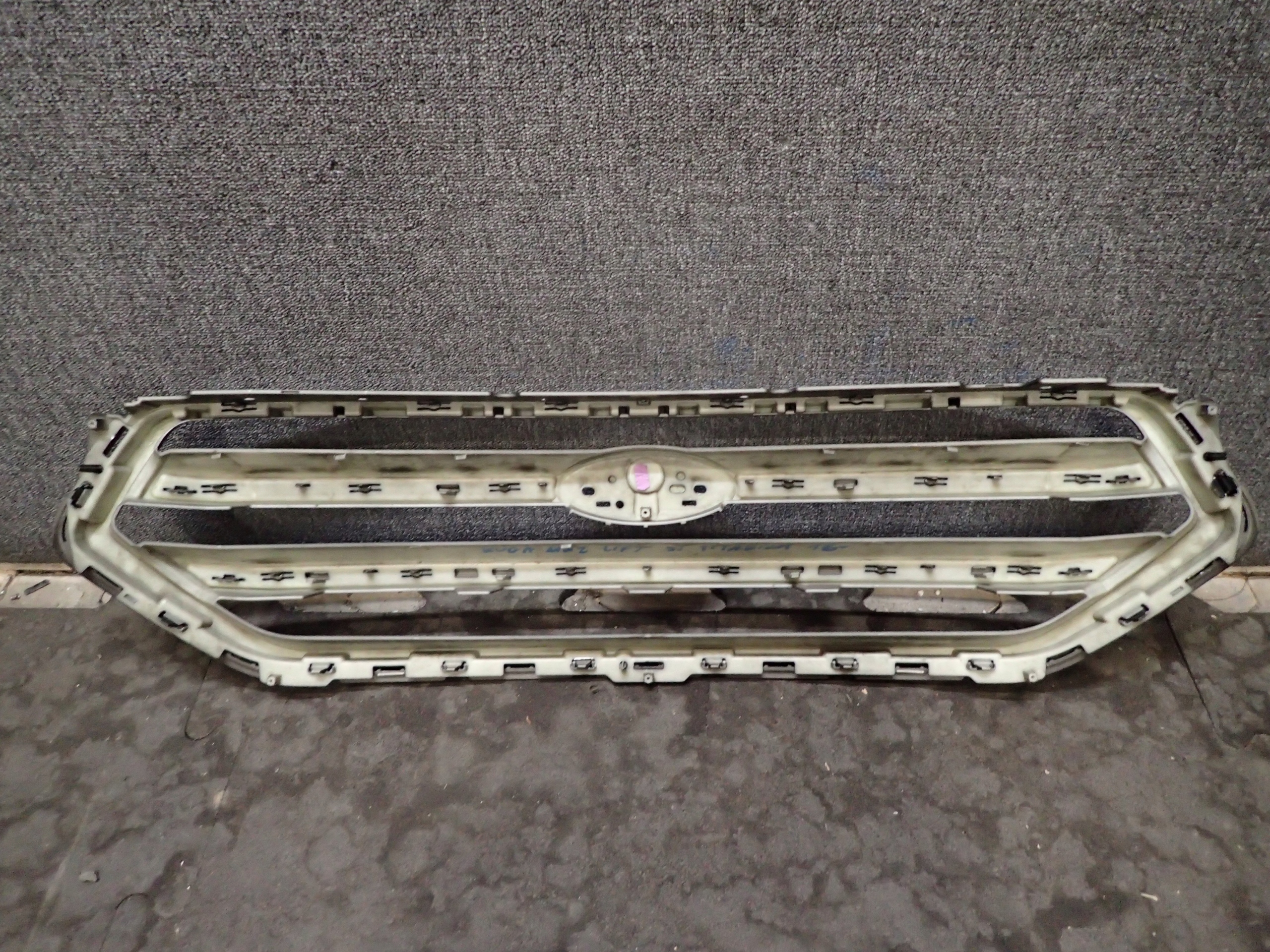 Ford Kuga II Mk2 Kühlergrill FRONTGRILL Kühlergitter - Thumbnail 2