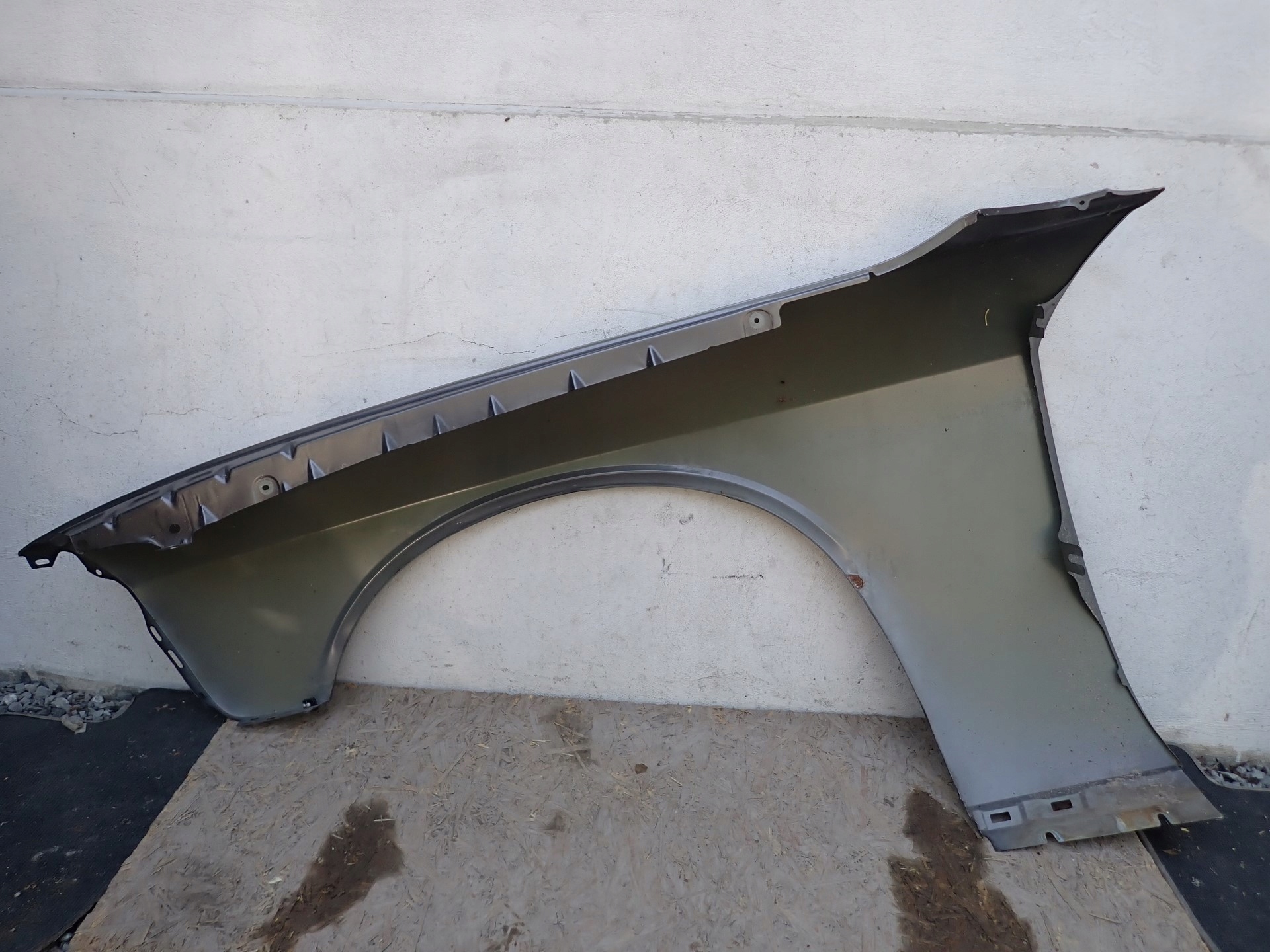 fender right front front DODGE CHALLENGER 2014