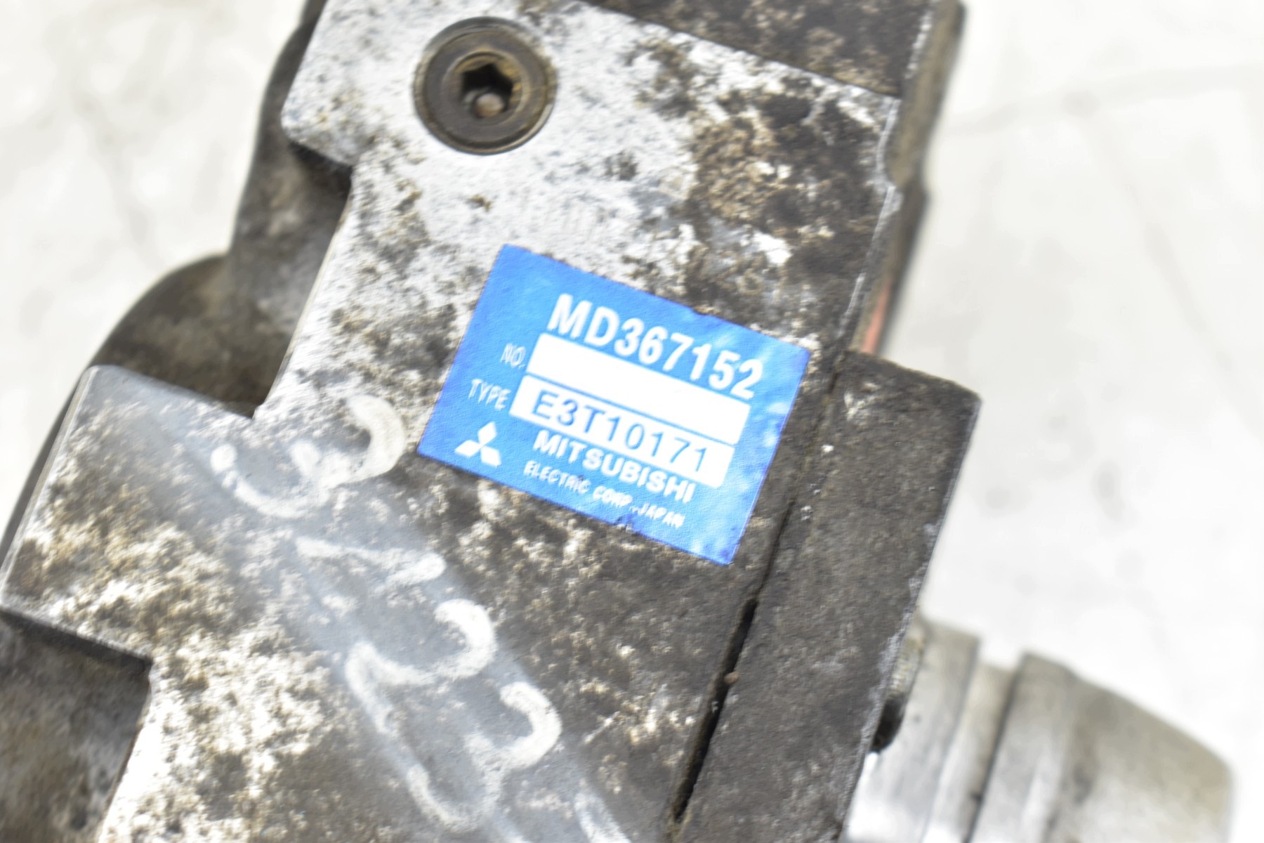 pompa pressione carburante MITSUBISHI PAJERO III 3.5 GDI MD367152