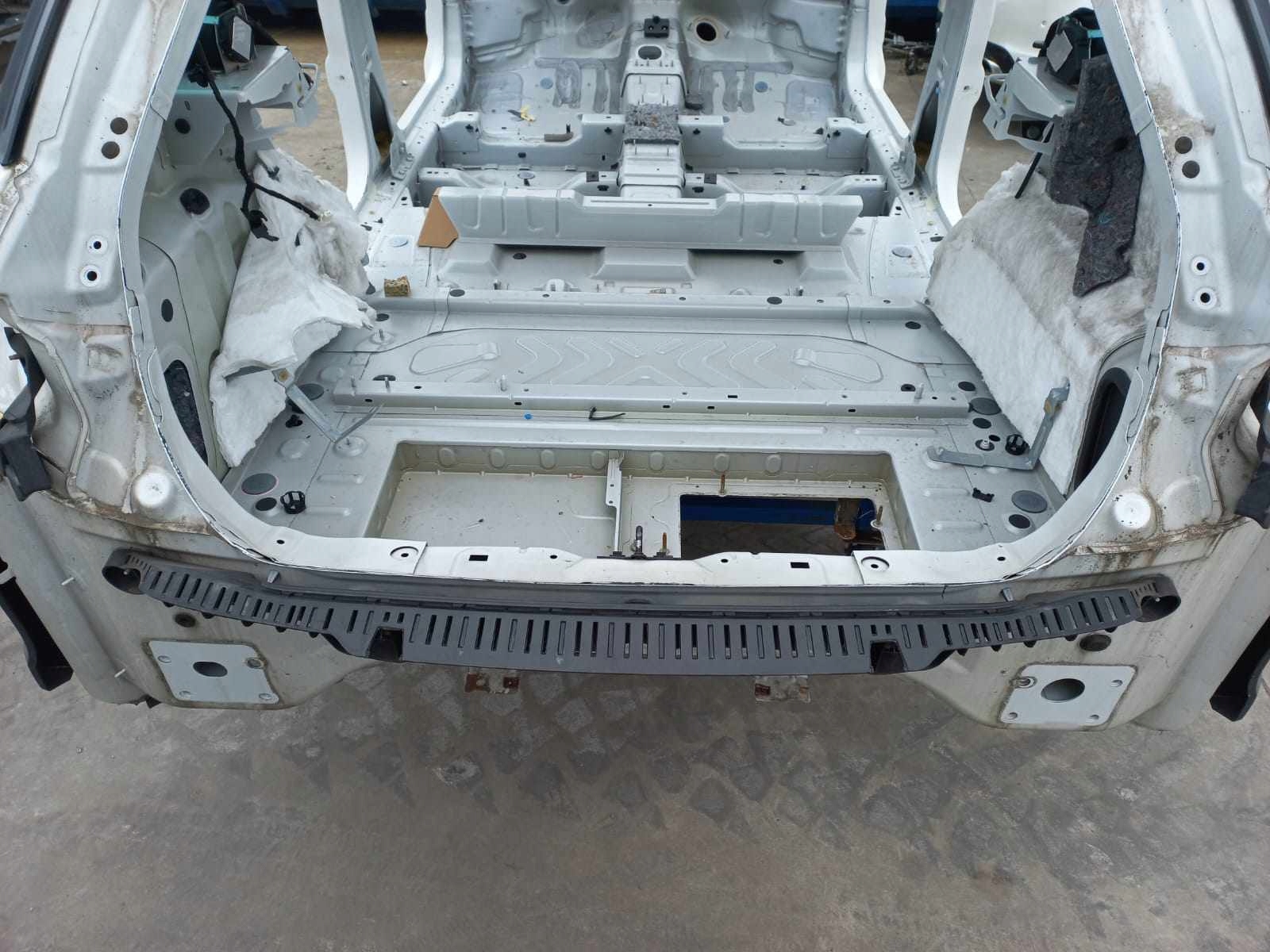 WANNA PAS TYLNY CITROEN DS5 HYBRYDA