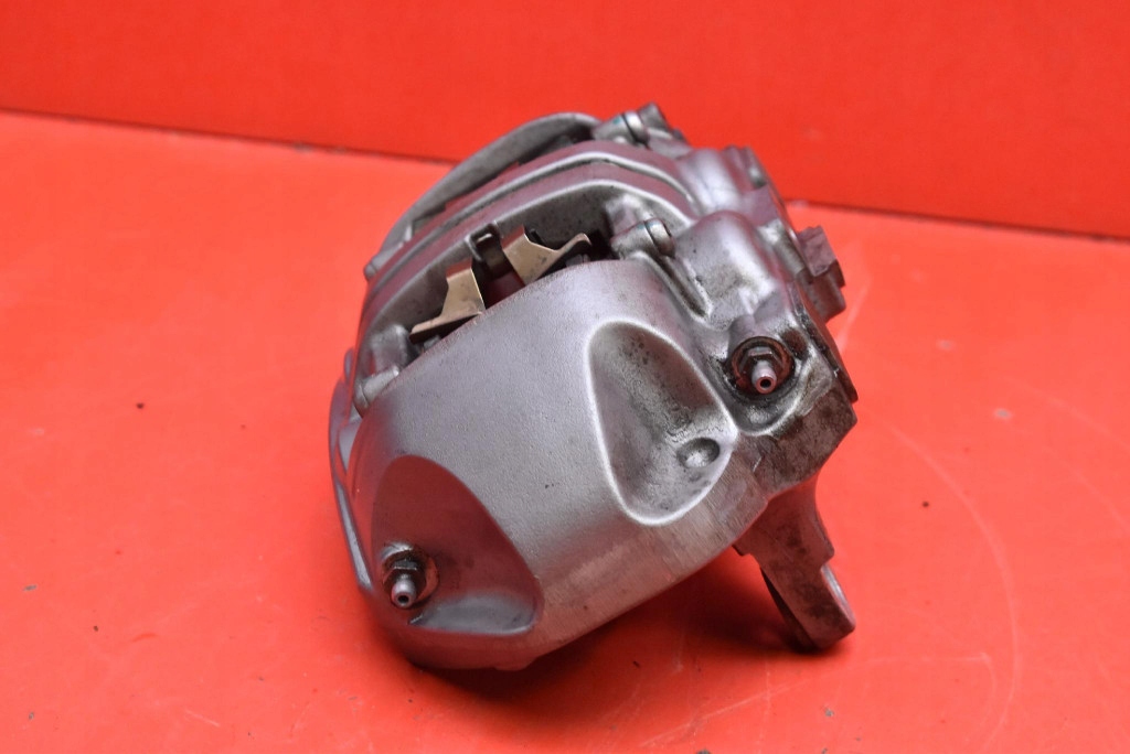 caliper brake right front 1188622-00-D TESLA MODEL Y 60 kWh 299 KM 20