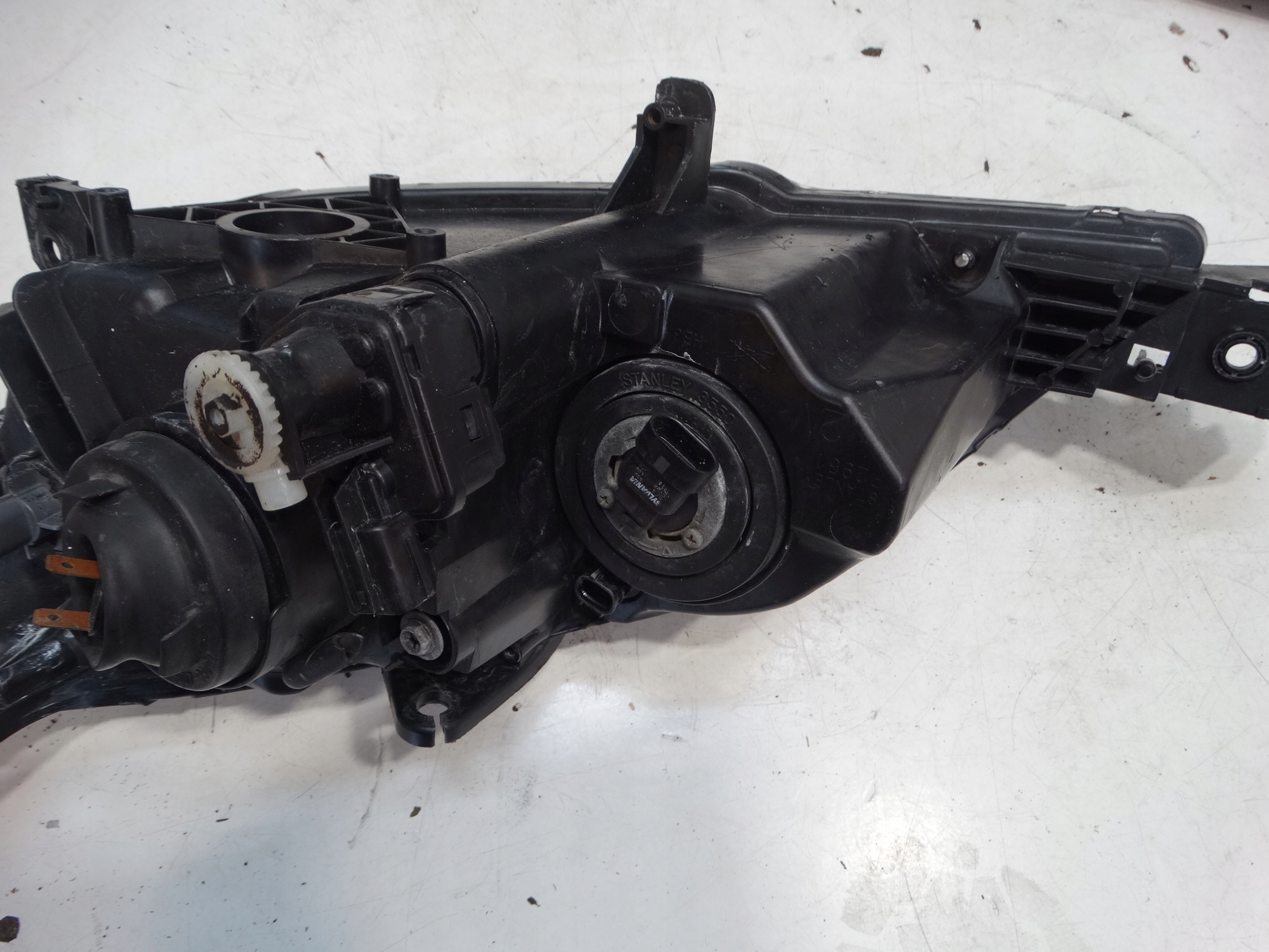 REFLEKTOR light right front MAZDA 3 STANLEY P2951